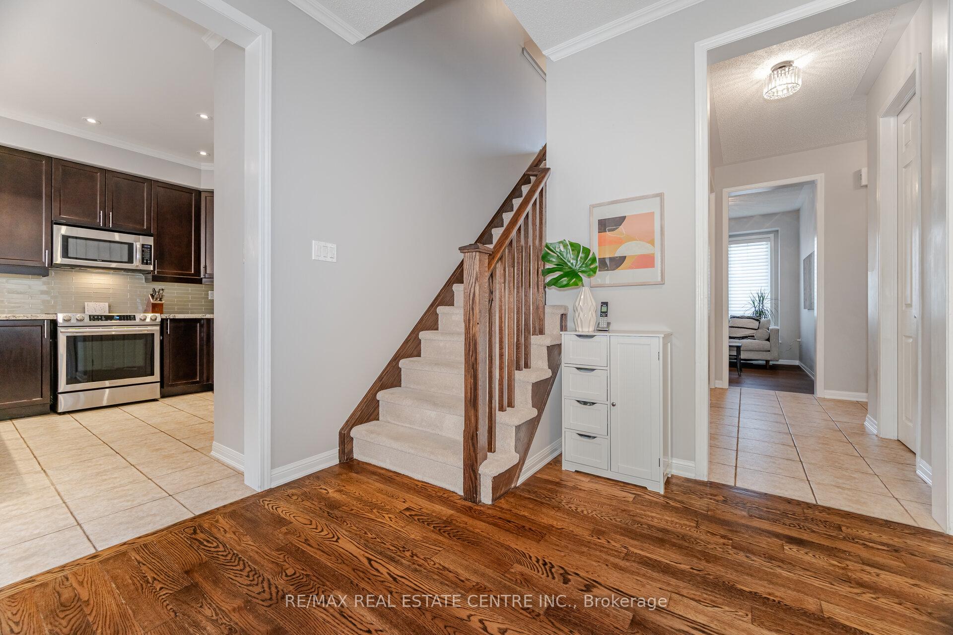 Photo 9 of 960 Rigo Crossing, Milton, Willmott — HOMEH