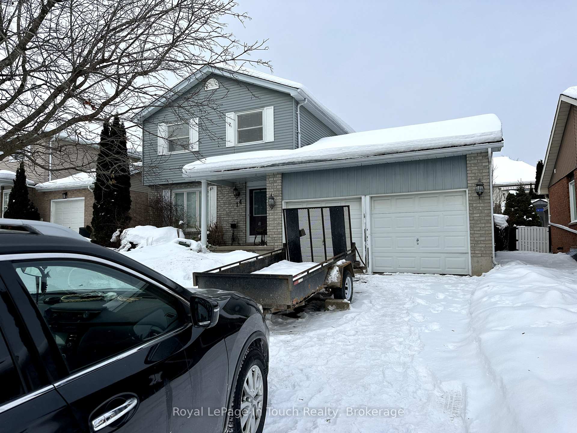 Front of 14 Mariposa Drive