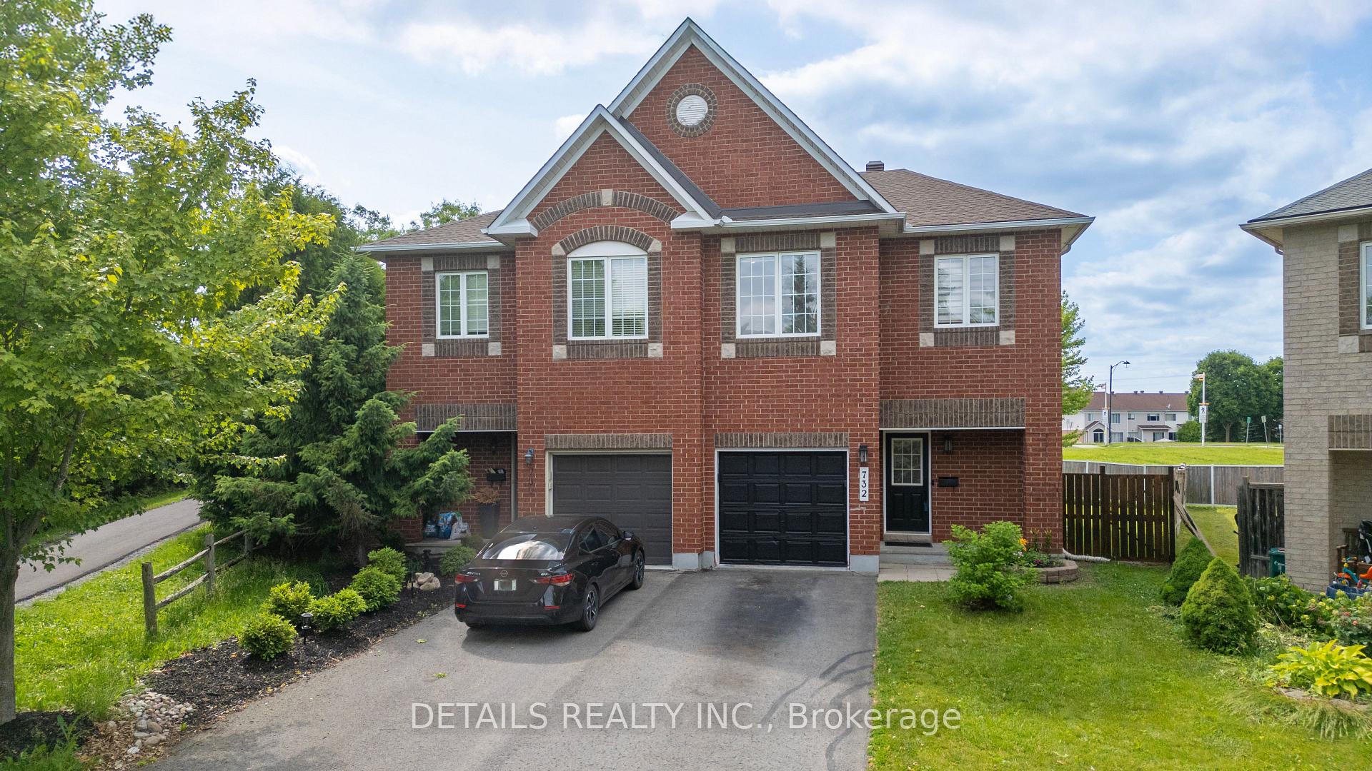 Front of 732 Carmella Crescent