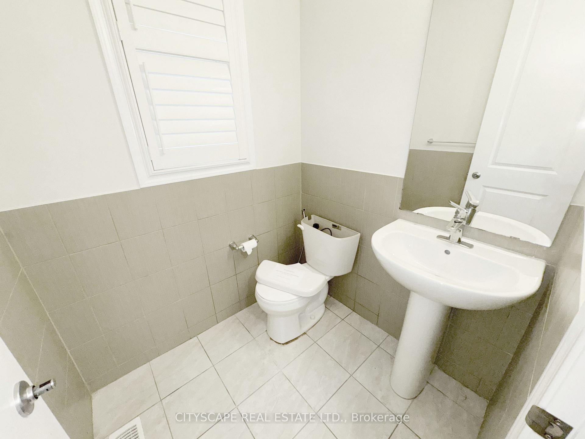 Photo 18 of 8659 Chickory Trail, Niagara Falls, Brown — HOMEH