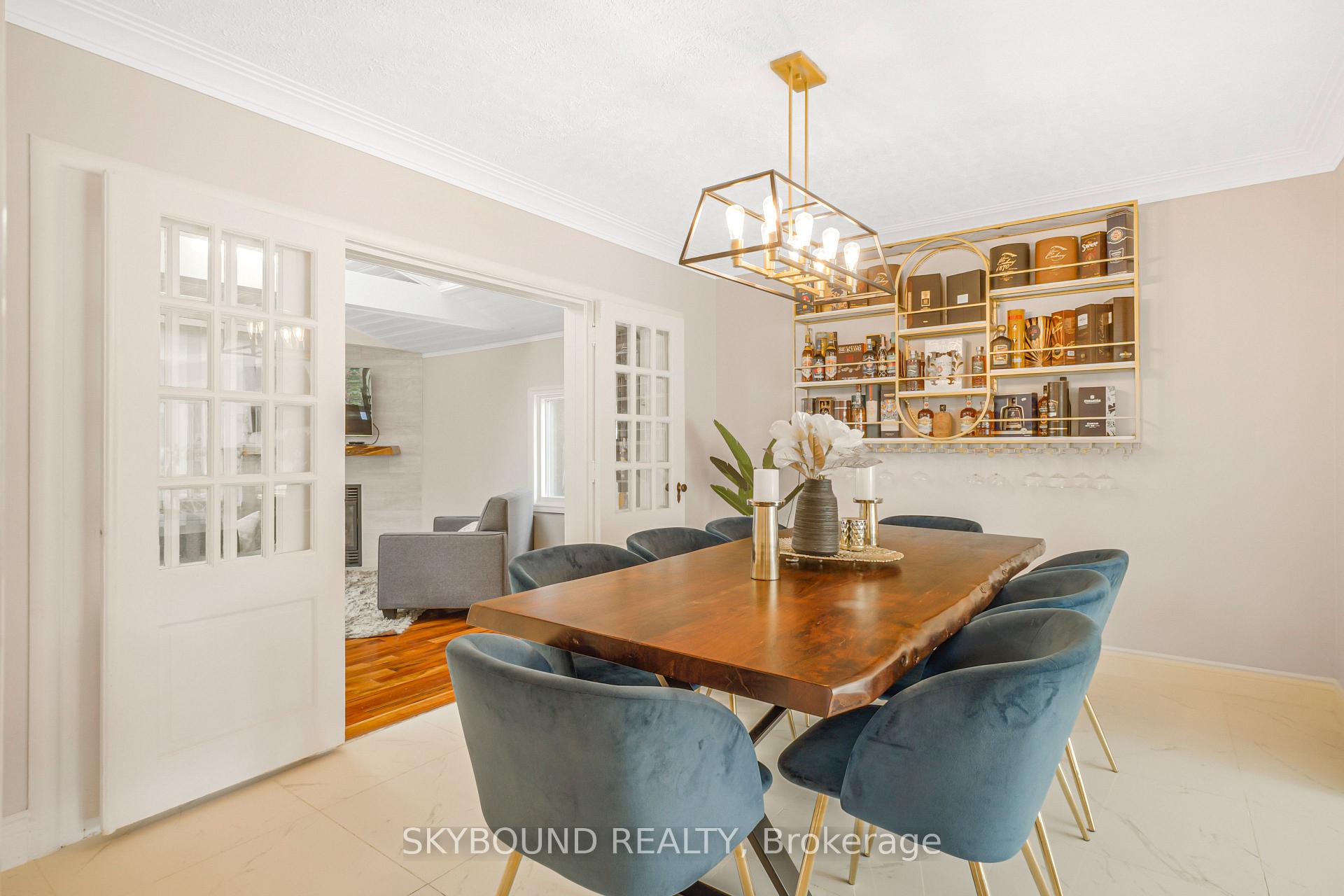 Photo 8 of 5177 Valley Way, Niagara Falls, Cherrywood — HOMEH