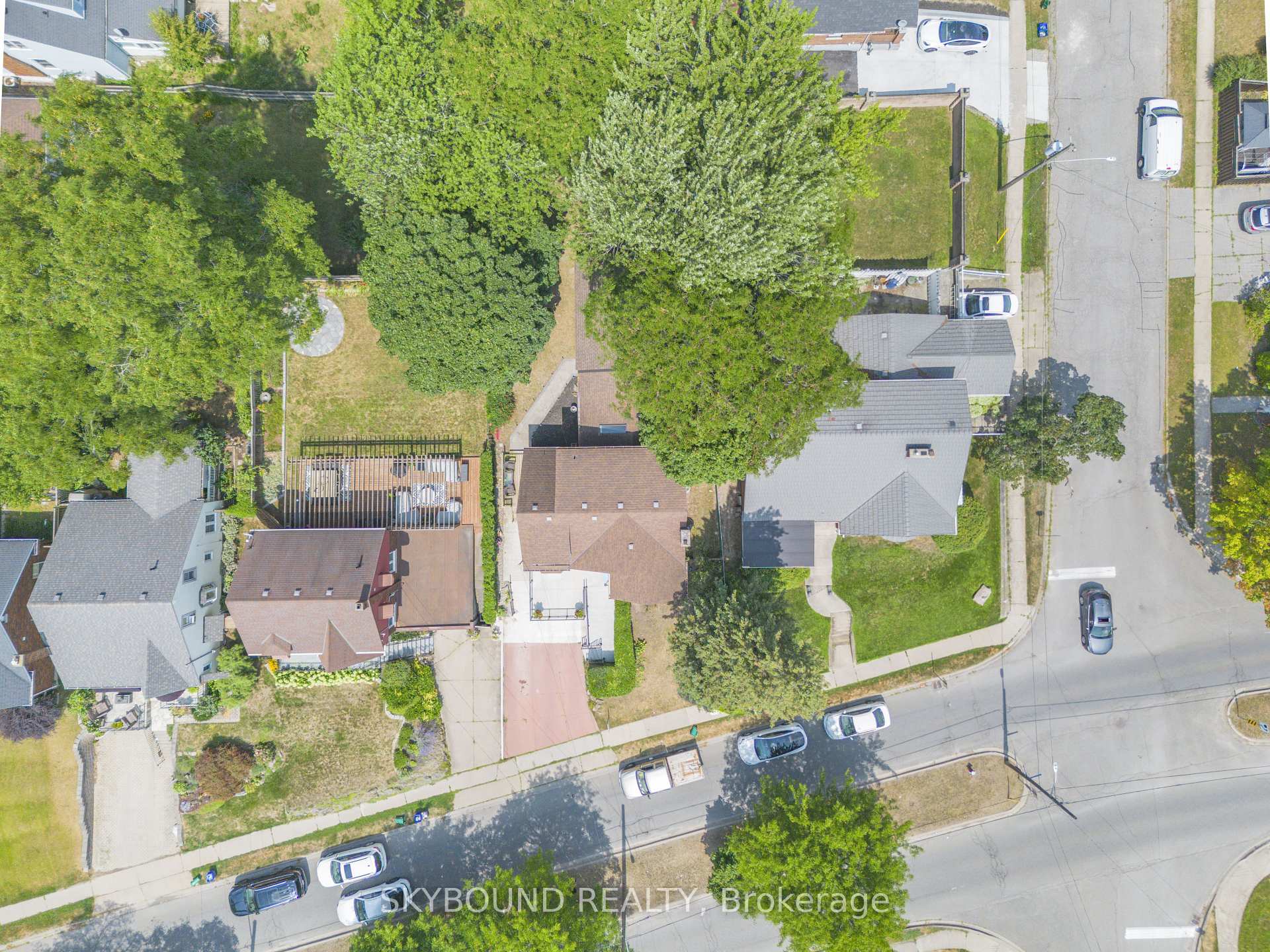 Photo 38 of 5177 Valley Way, Niagara Falls, Cherrywood — HOMEH