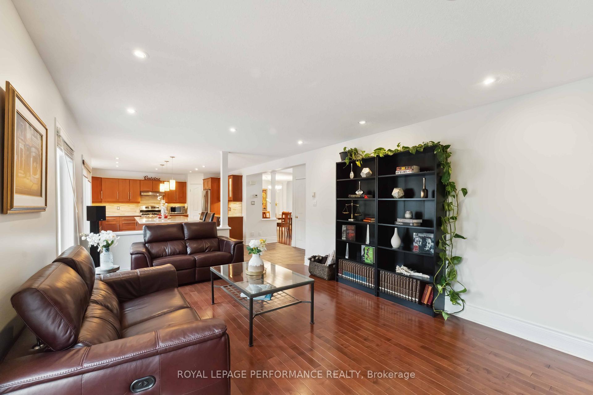Photo 11 of 1060 Charest Way, Ottawa, Avalon East — HOMEH