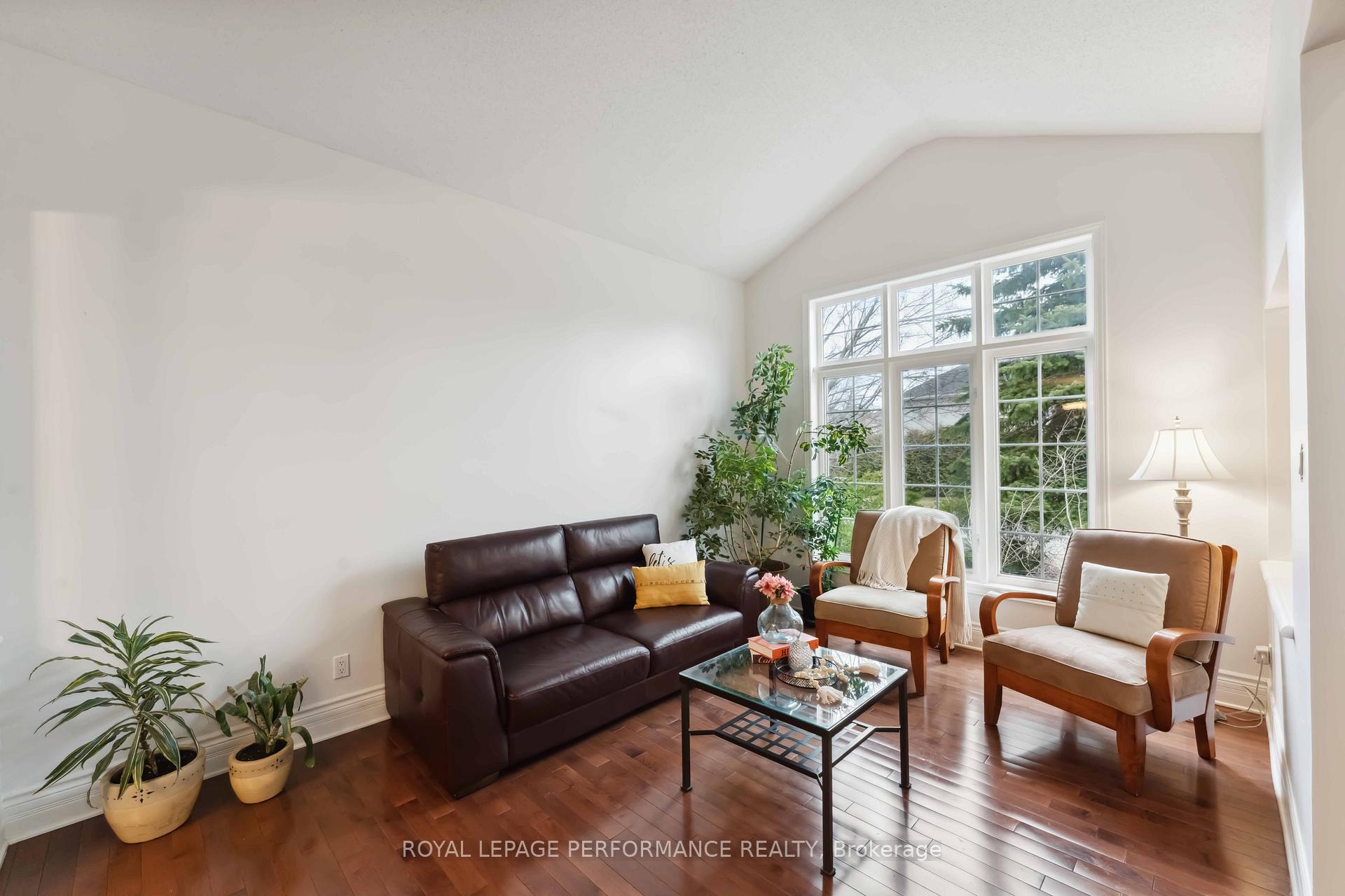 Photo 17 of 1060 Charest Way, Ottawa, Avalon East — HOMEH