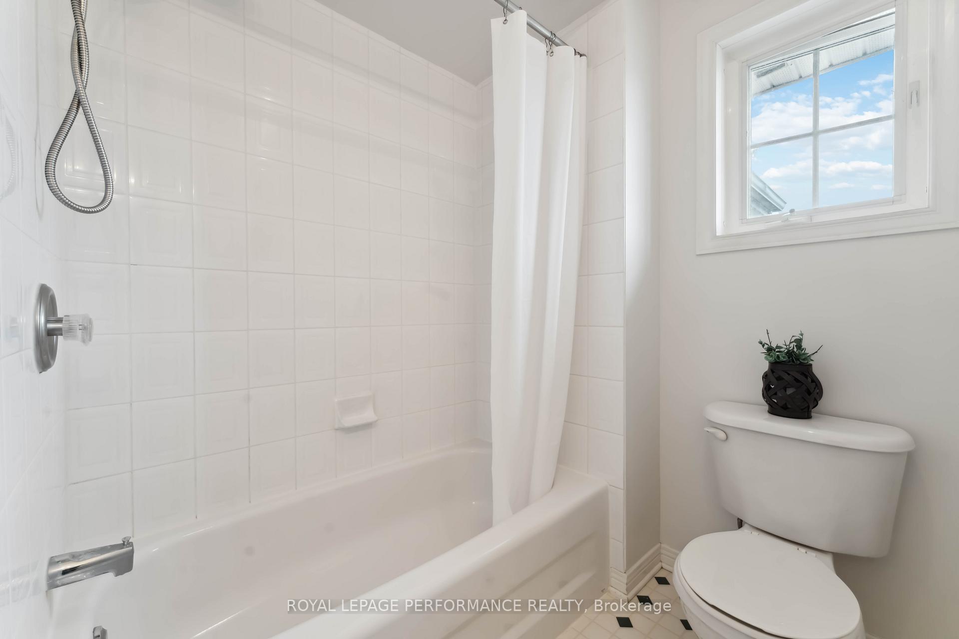 Photo 34 of 1060 Charest Way, Ottawa, Avalon East — HOMEH