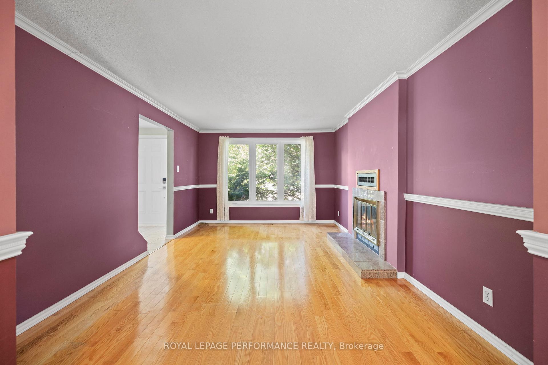 Photo 6 of 198 Park Grove Drive, Ottawa, Queenswood Heights South — HOMEH