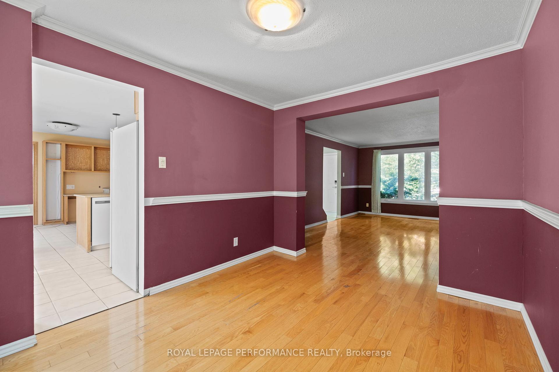Photo 8 of 198 Park Grove Drive, Ottawa, Queenswood Heights South — HOMEH