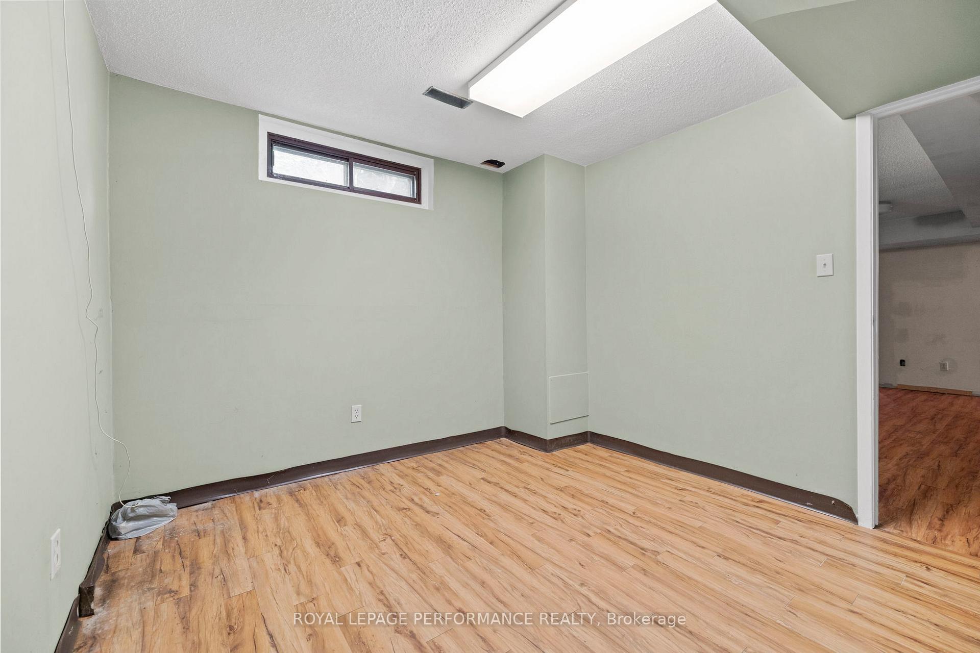 Photo 38 of 198 Park Grove Drive, Ottawa, Queenswood Heights South — HOMEH