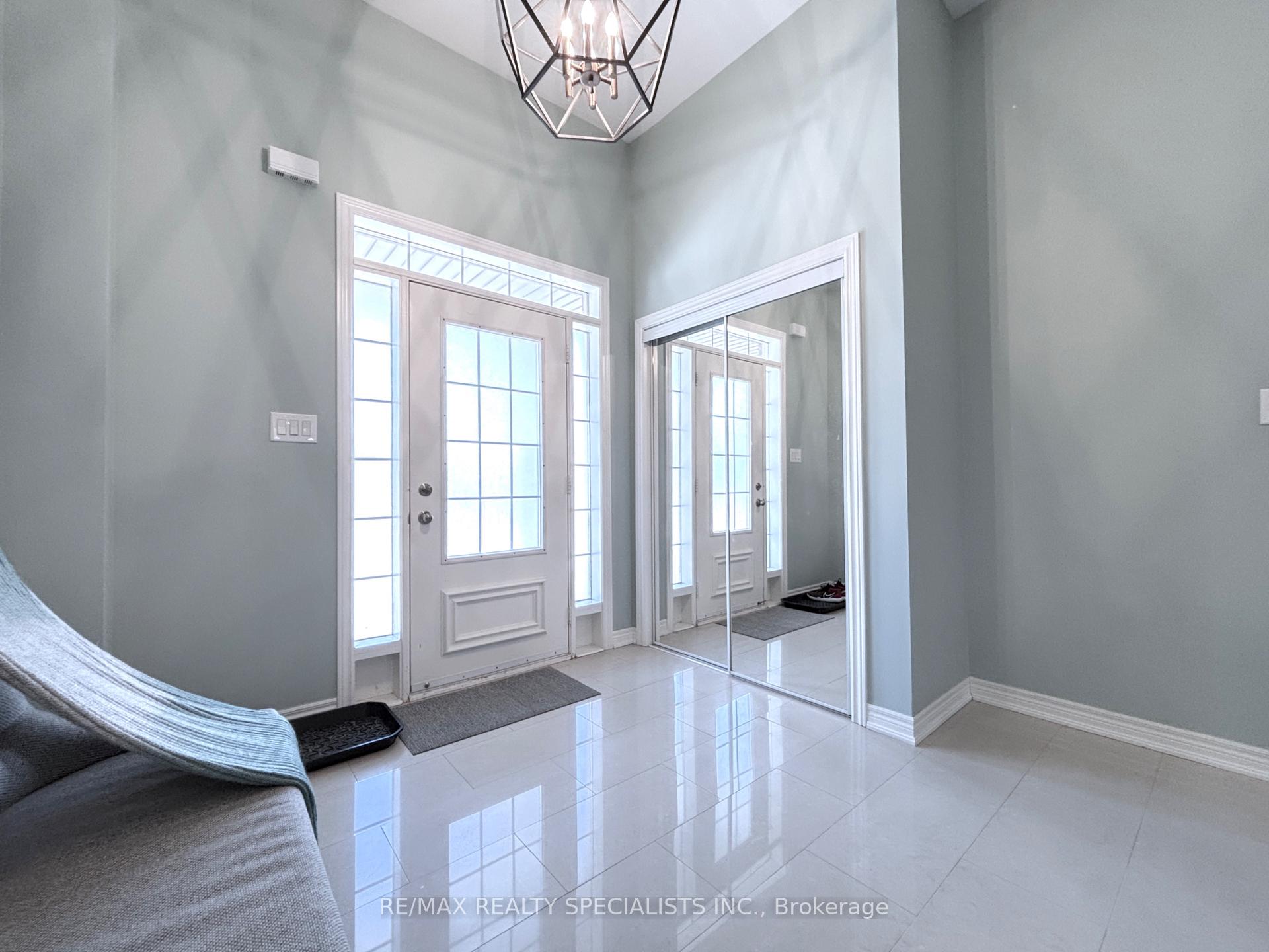 Photo 2 of 501 Stringer Circle, Milton, Scott — HOMEH