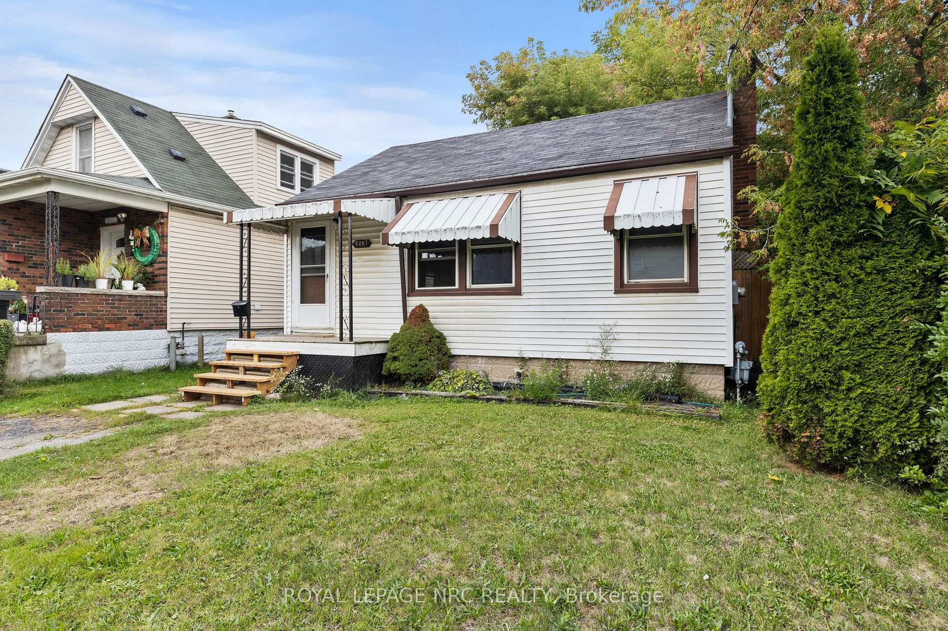 Front of 5261 Buchanan Avenue