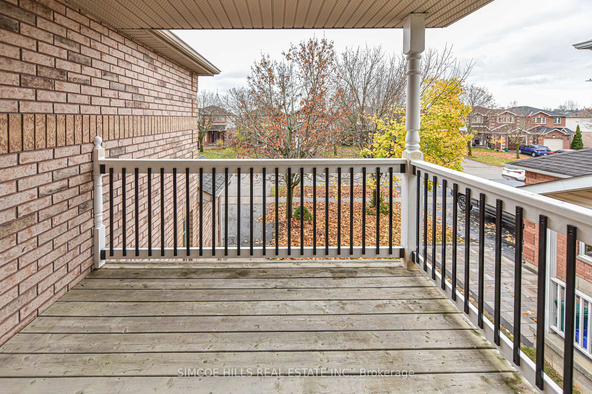 Photo 16 of 159 Julia Crescent, Orillia — HOMEH
