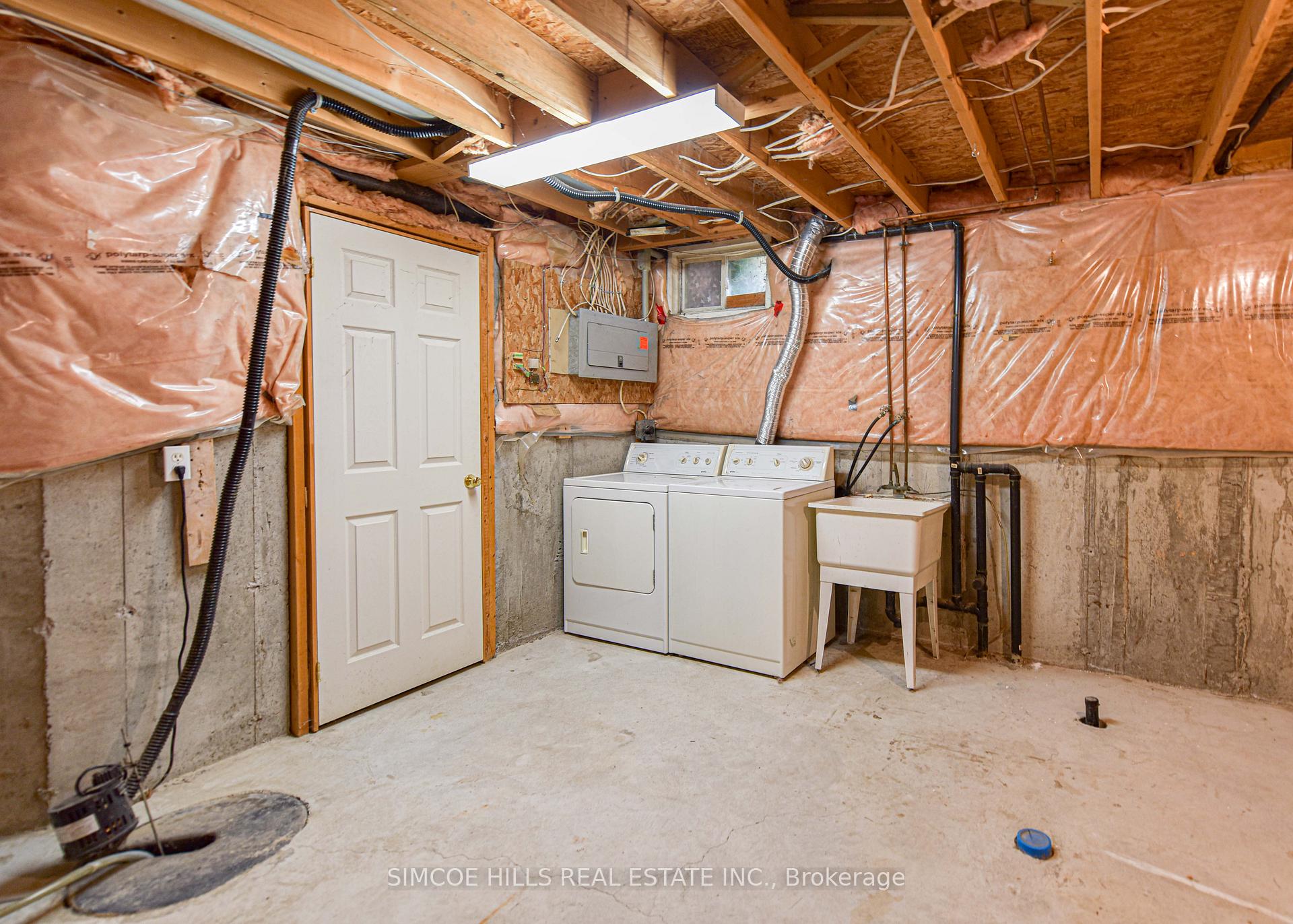 Photo 21 of 159 Julia Crescent, Orillia — HOMEH