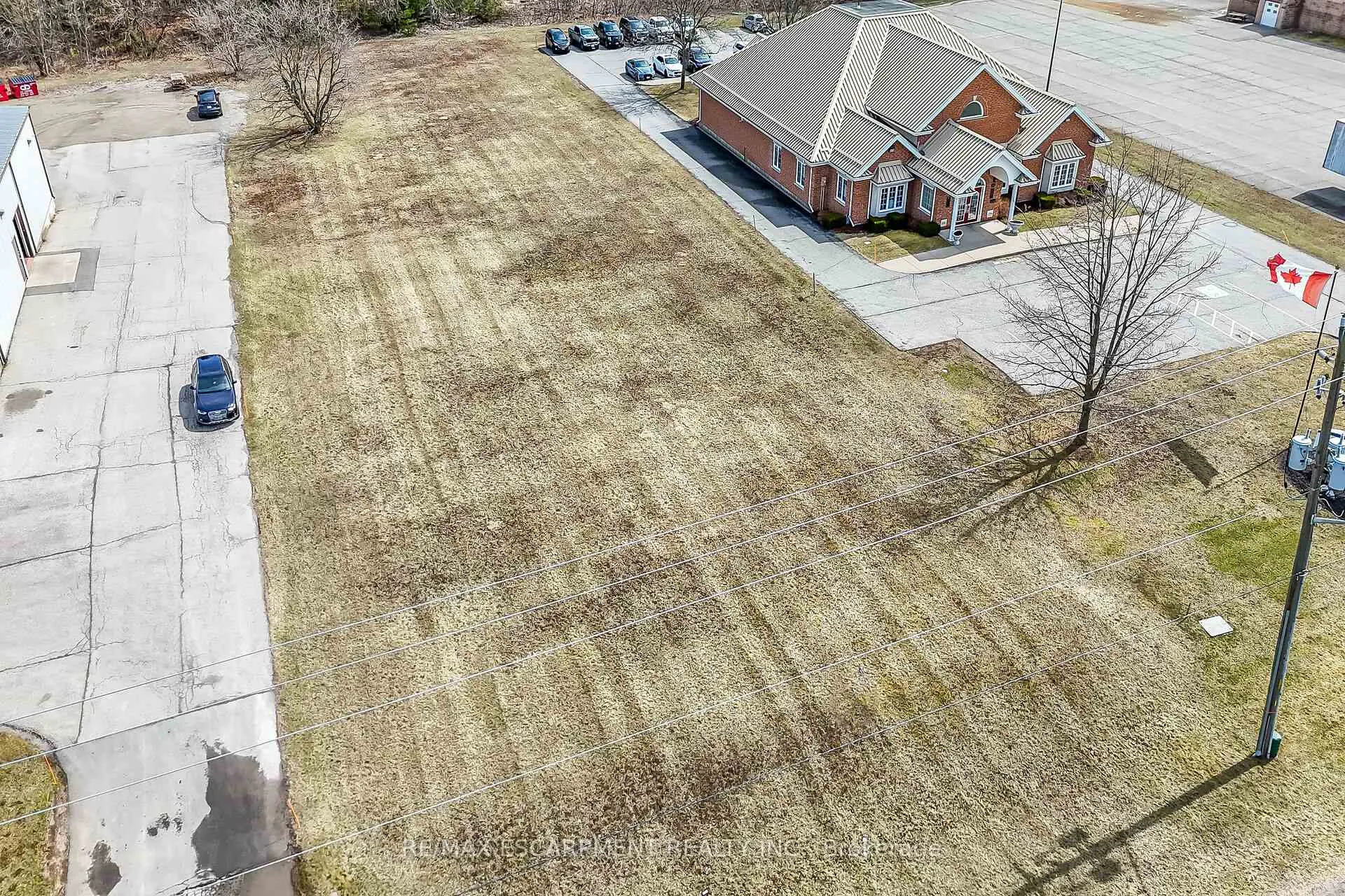 Photo 4 of 33 Park Road, Norfolk, Simcoe — HOMEH