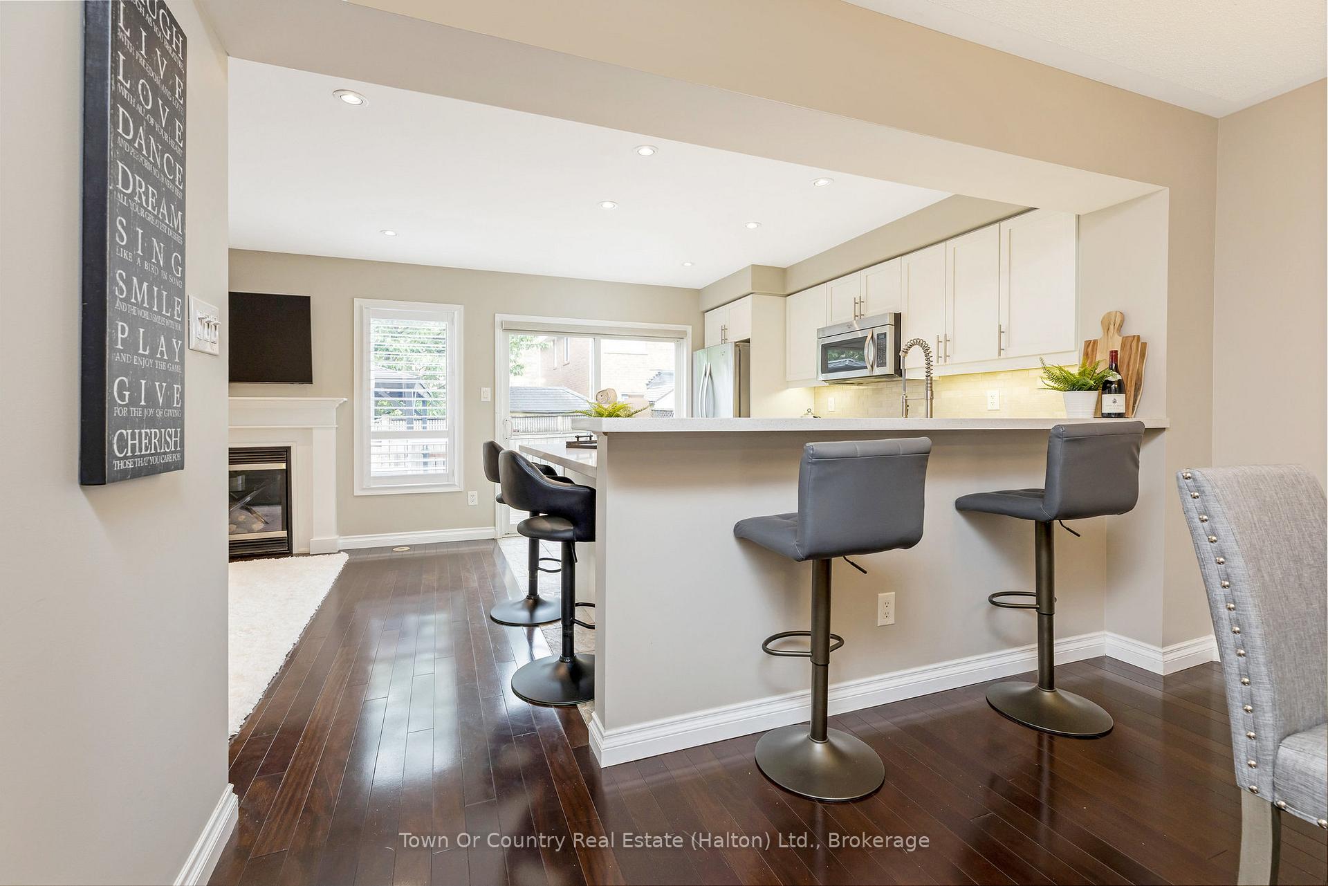 Photo 12 of 920 Burrows Gate, Milton, Coates — HOMEH