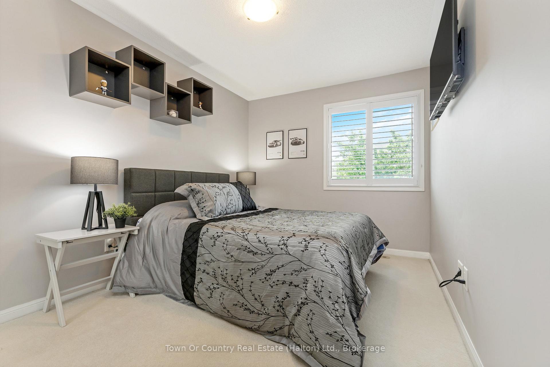 Photo 14 of 920 Burrows Gate, Milton, Coates — HOMEH
