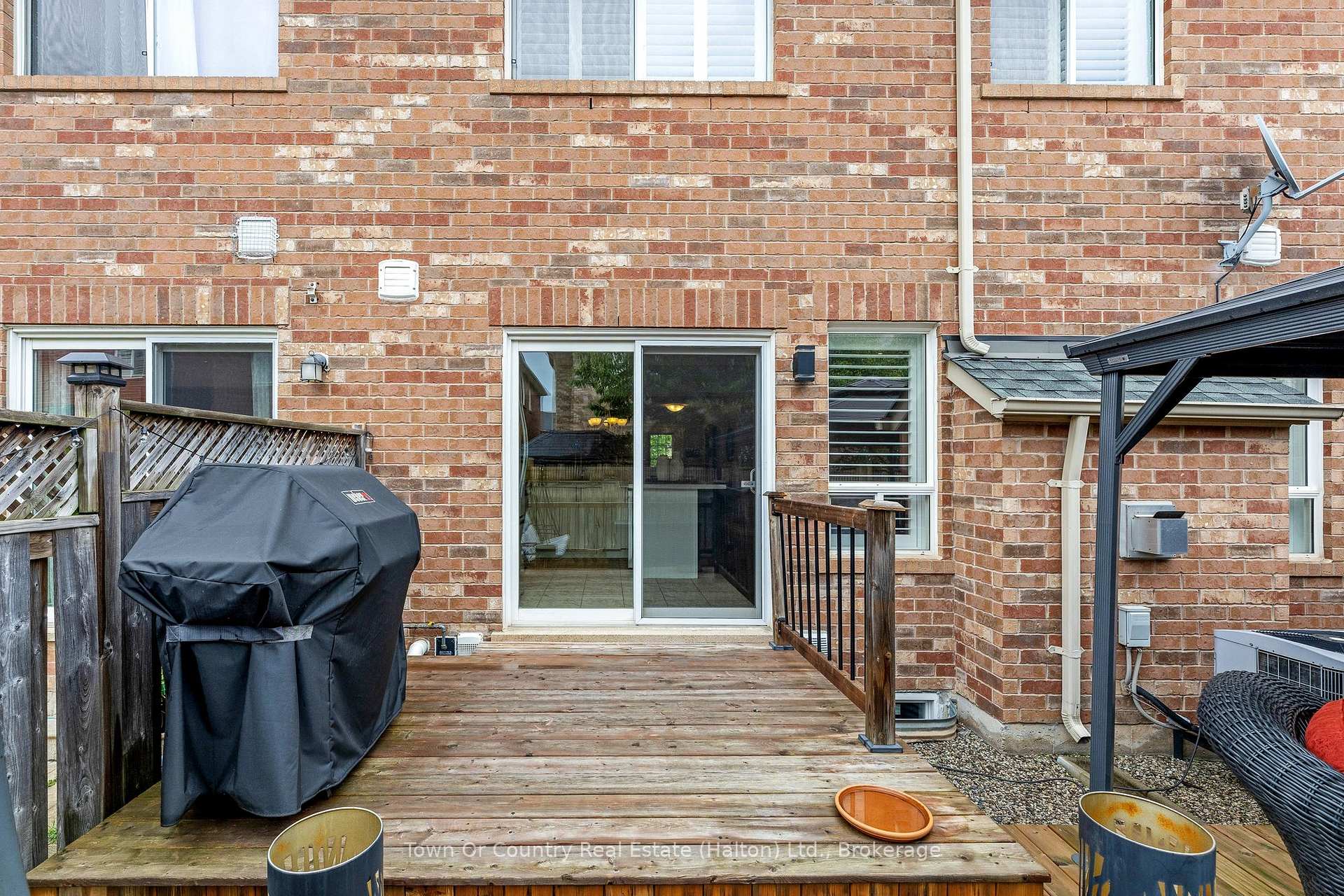 Photo 11 of 920 Burrows Gate, Milton, Coates — HOMEH