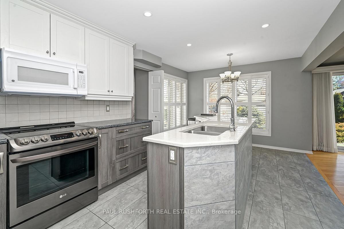 Photo 10 of 1943 Heatherwood Drive, Ottawa, Chapel Hill South - Orleans Village — HOMEH