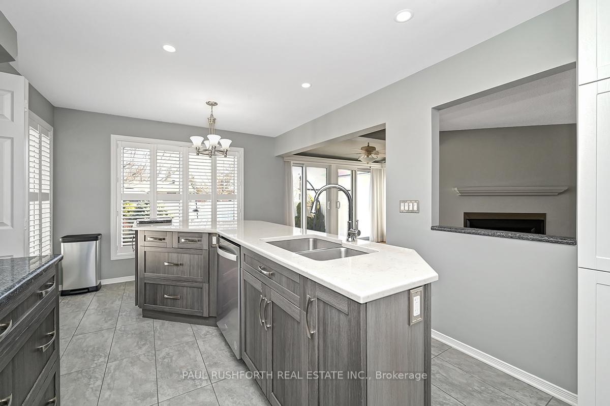 Photo 11 of 1943 Heatherwood Drive, Ottawa, Chapel Hill South - Orleans Village — HOMEH