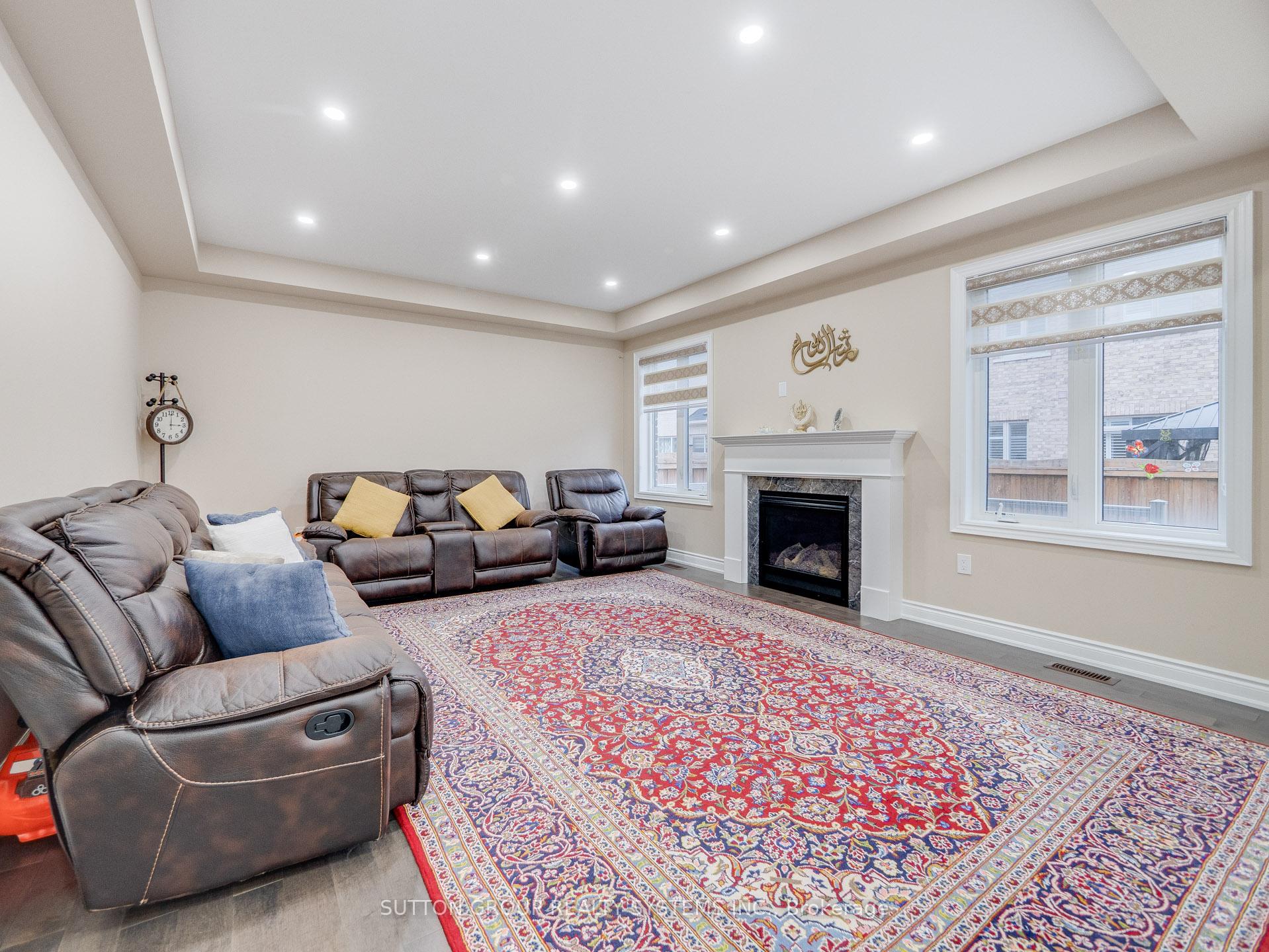 Photo 18 of 1527 Mendelson Heights, Milton, Ford — HOMEH
