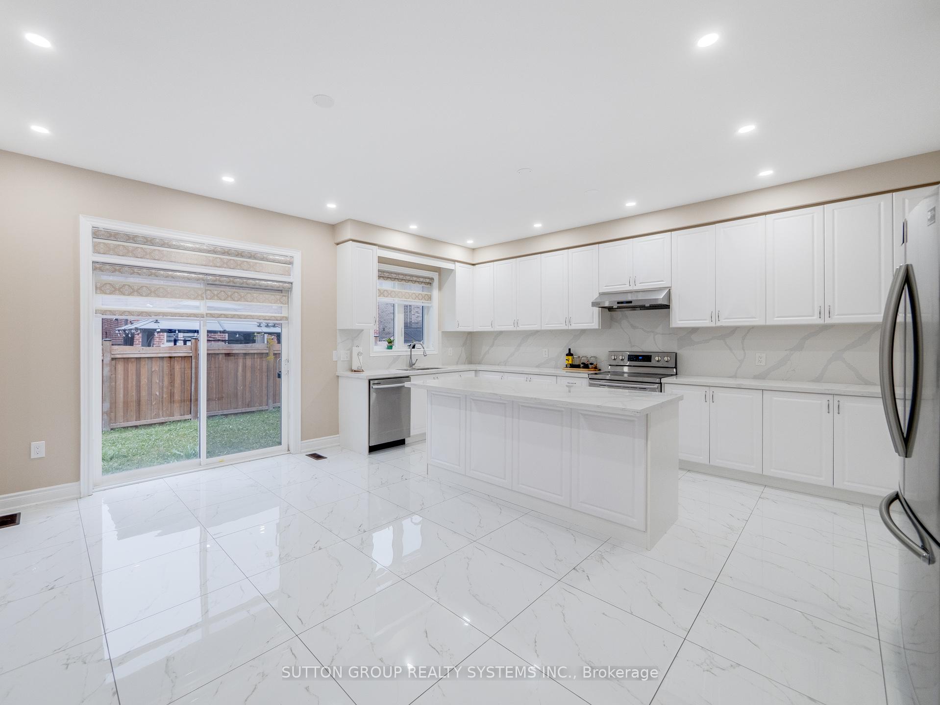 Photo 27 of 1527 Mendelson Heights, Milton, Ford — HOMEH