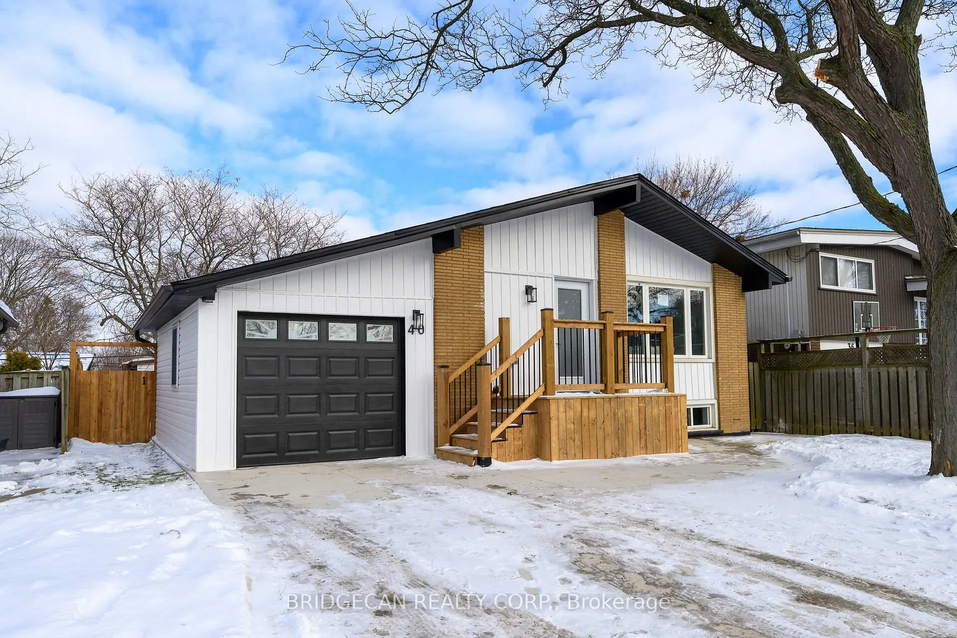 Photo 1 of 40 Westaway Place, Hamilton, Buchanan — HOMEH