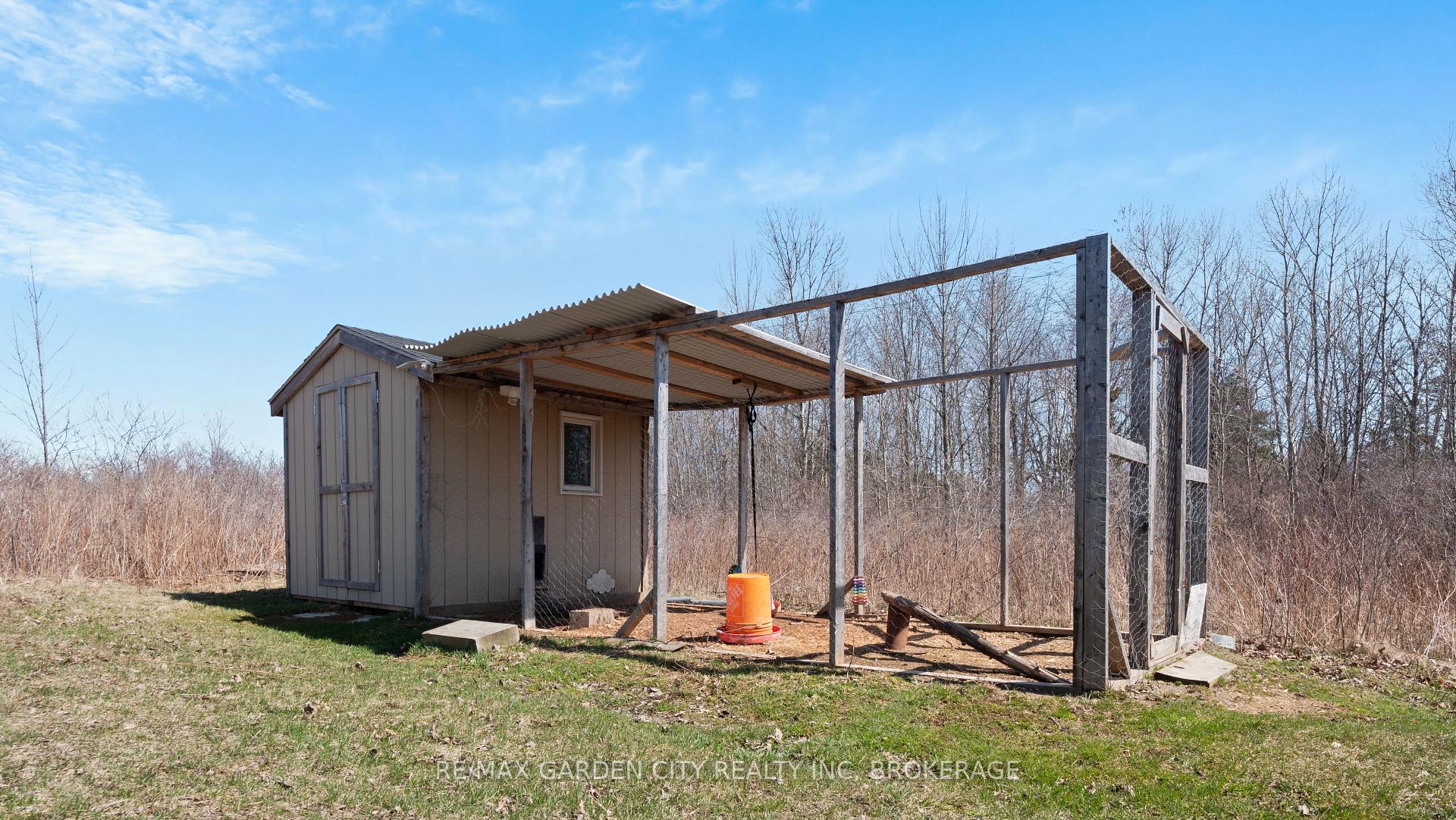 Photo 36 of 951 Twenty Road, Pelham, North Pelham — HOMEH