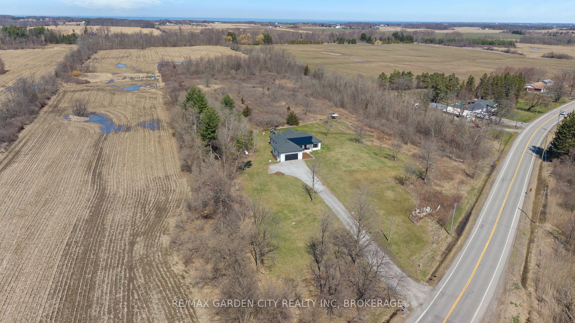 Photo 42 of 951 Twenty Road, Pelham, North Pelham — HOMEH