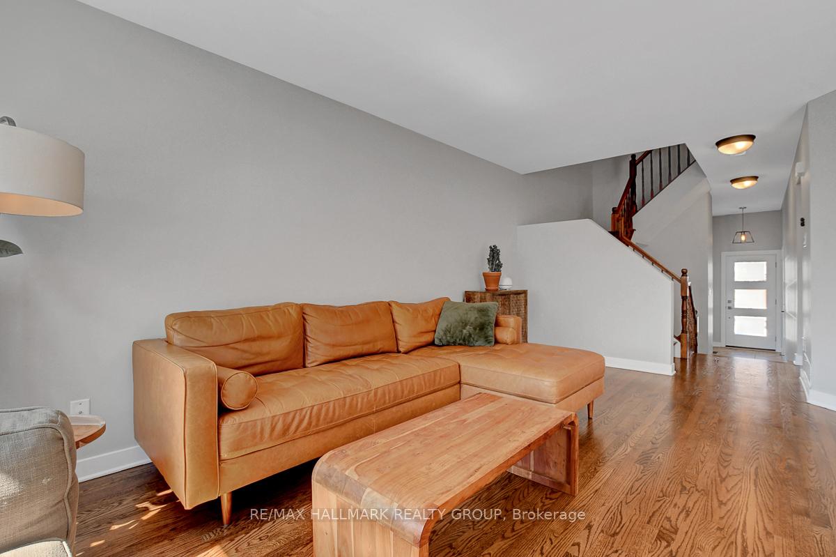 Photo 6 of 1994 Ranchwood Way, Ottawa, Chapel Hill — HOMEH