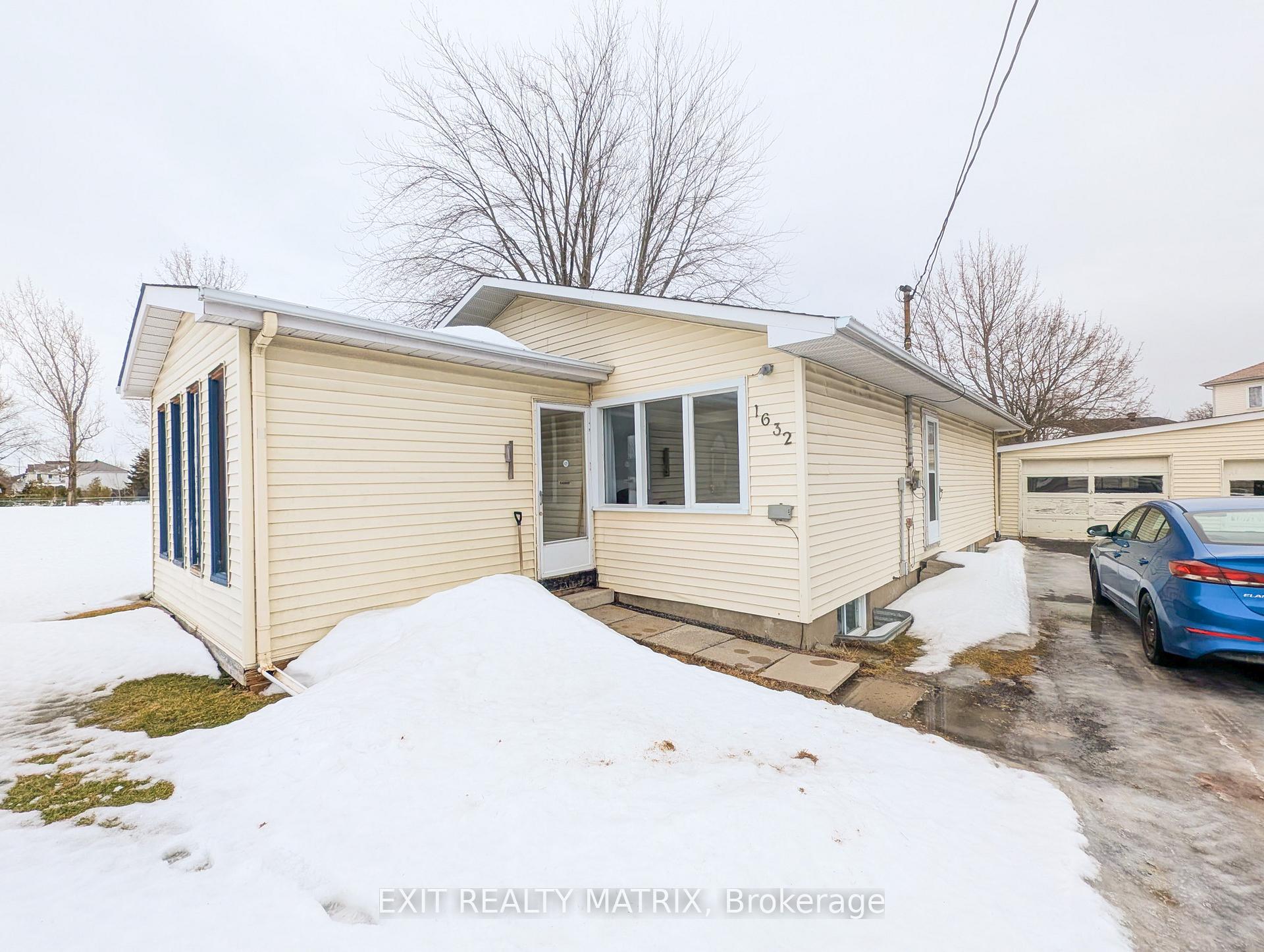 Photo 7 of 1632 Trim Road, Ottawa, Fallingbrook/Pineridge — HOMEH