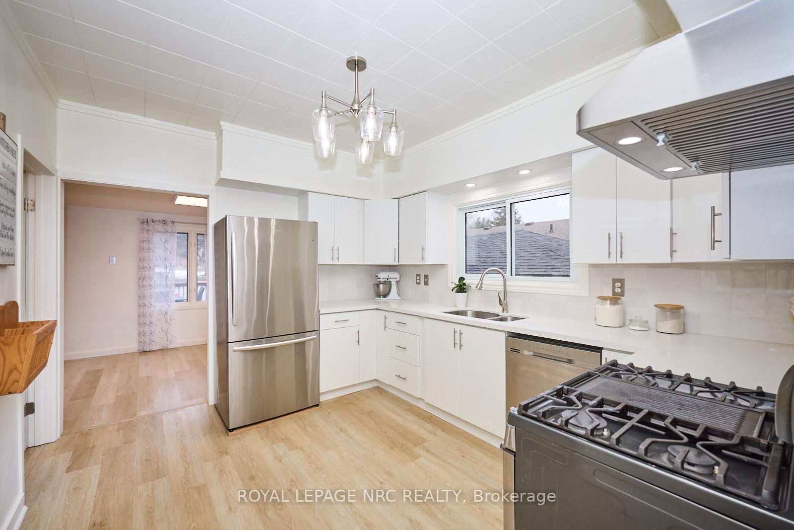 Photo 7 of 743 Welland Road, Pelham, Fenwick — HOMEH