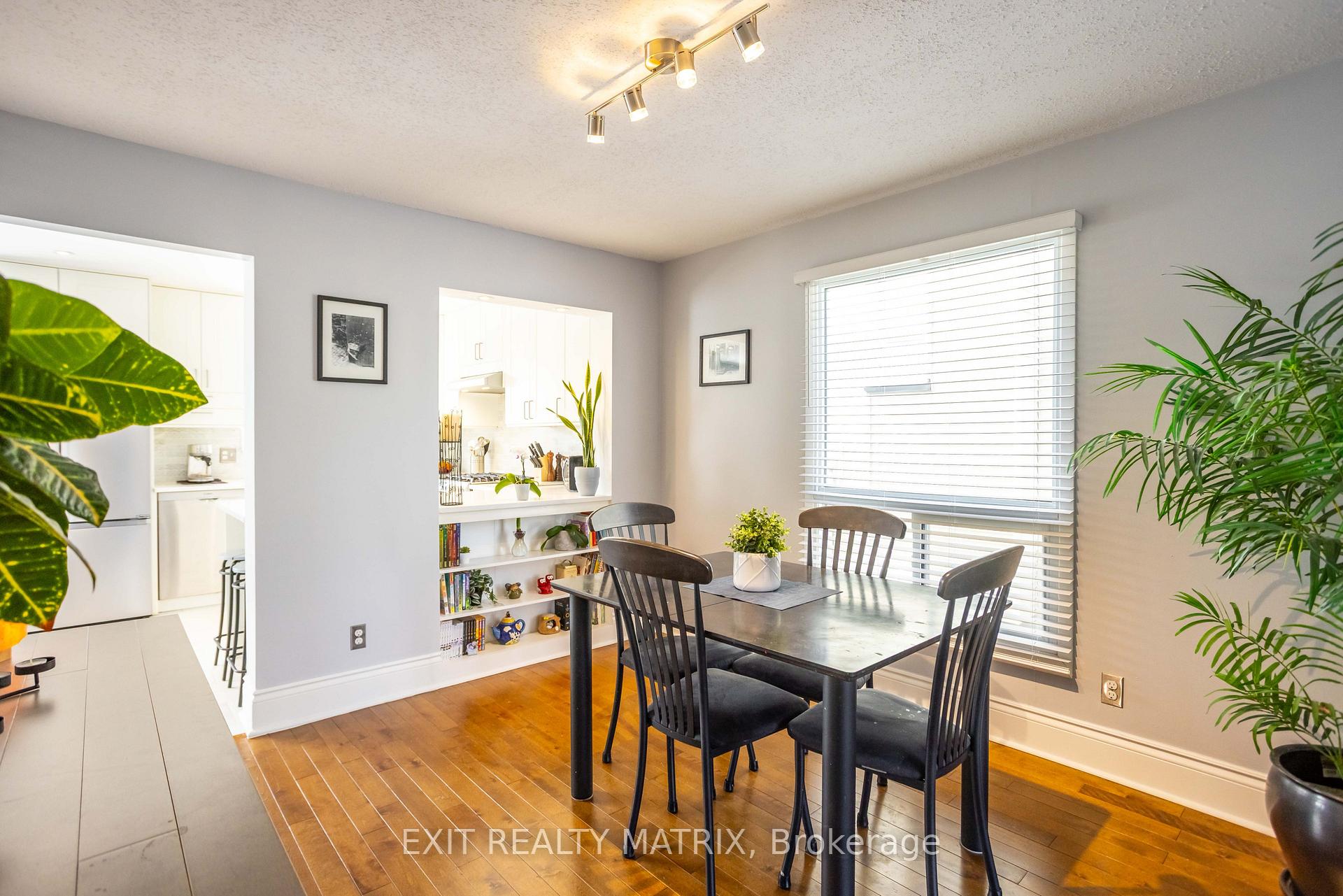 Photo 11 of 922 Chaleur Way, Ottawa, Convent Glen — HOMEH