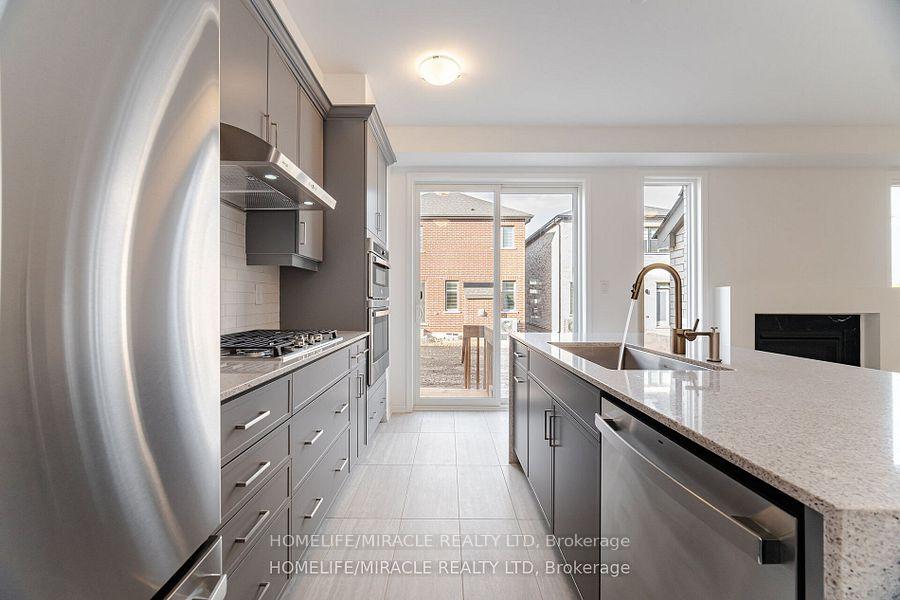Photo 9 of 1323 Temperance Crescent, Milton, Bowes — HOMEH