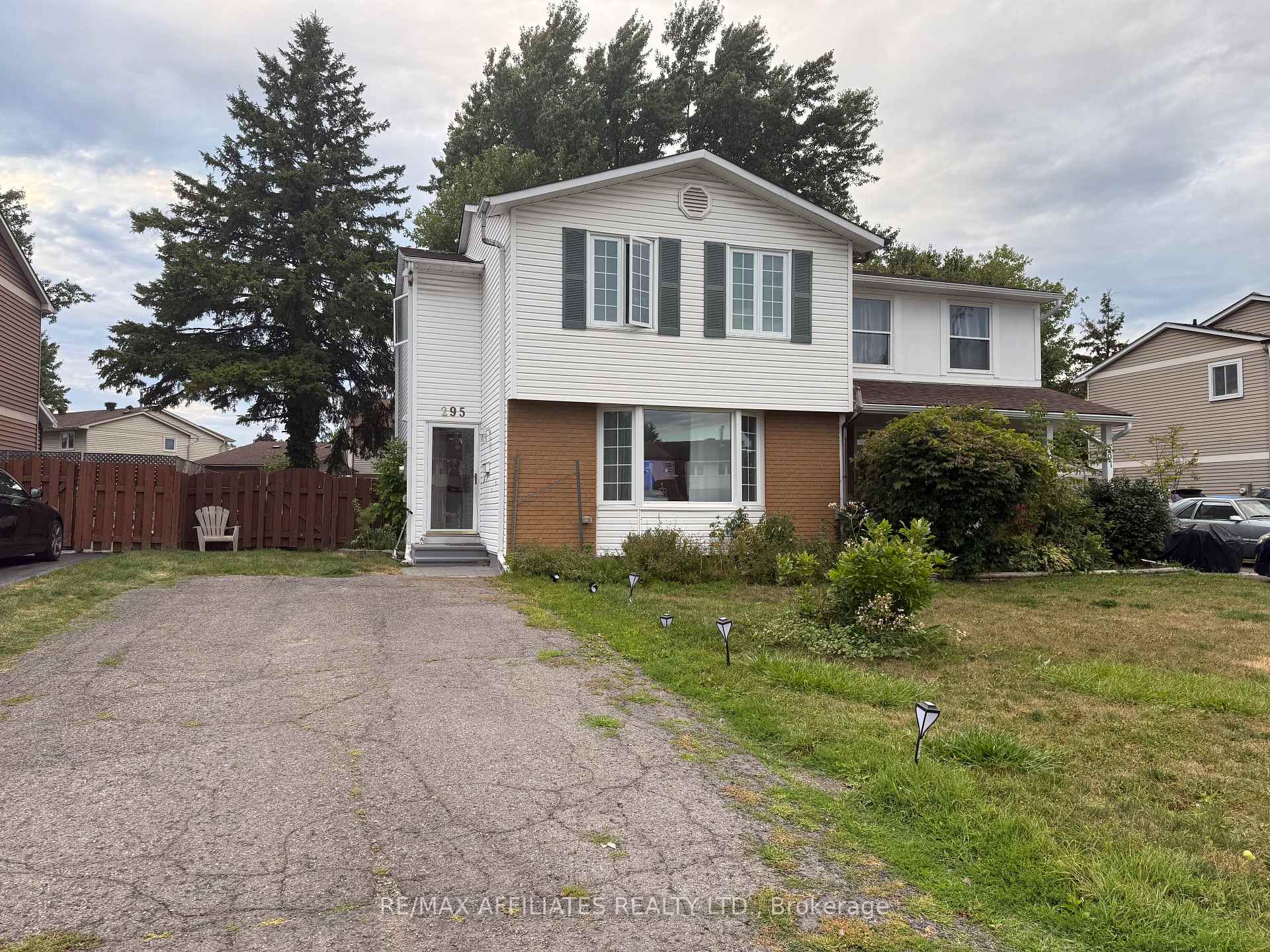 Photo 1 of 295 Pintail Terrace, Ottawa, Chatelaine Village — HOMEH