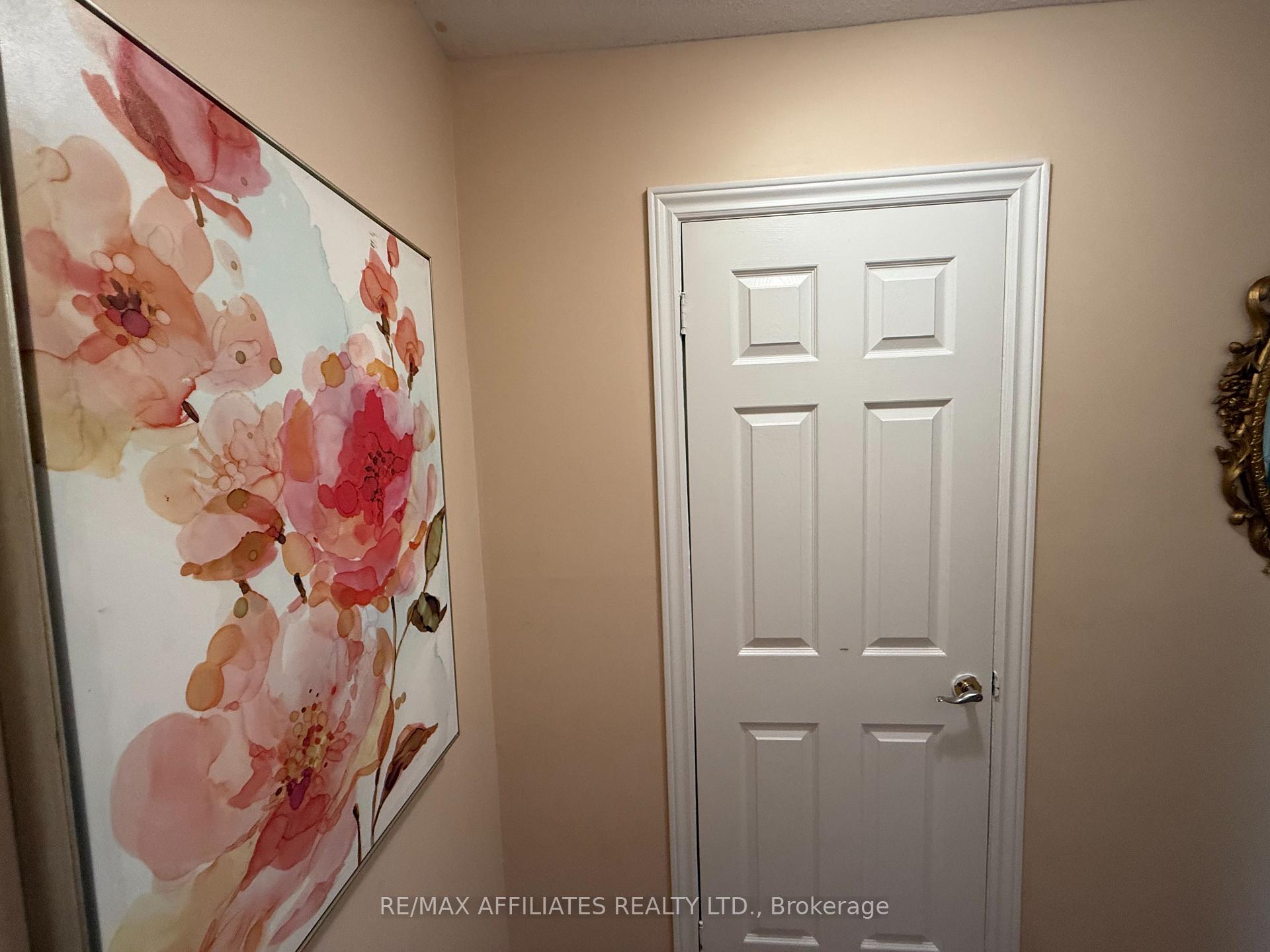 Photo 4 of 295 Pintail Terrace, Ottawa, Chatelaine Village — HOMEH