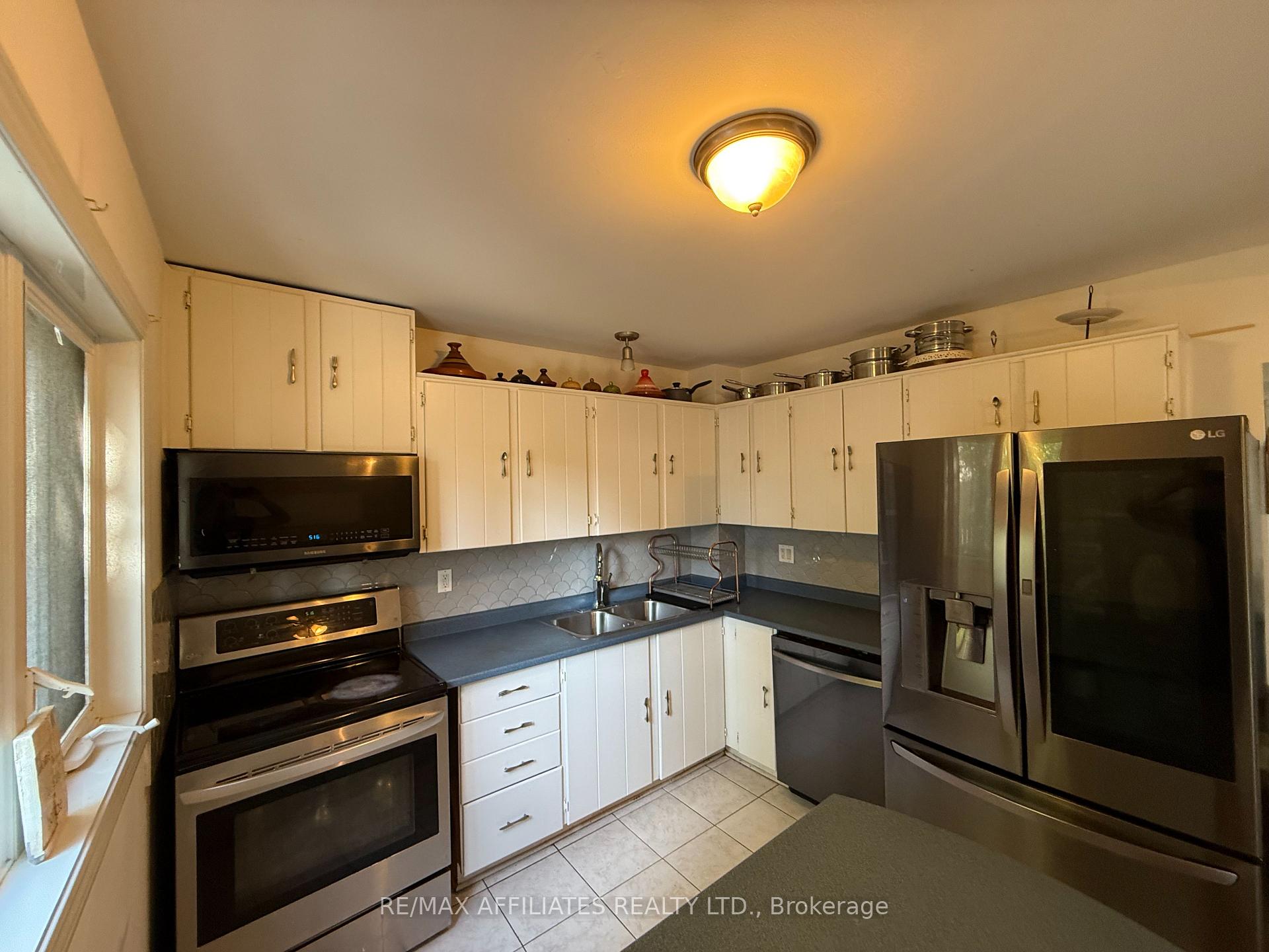 Photo 7 of 295 Pintail Terrace, Ottawa, Chatelaine Village — HOMEH