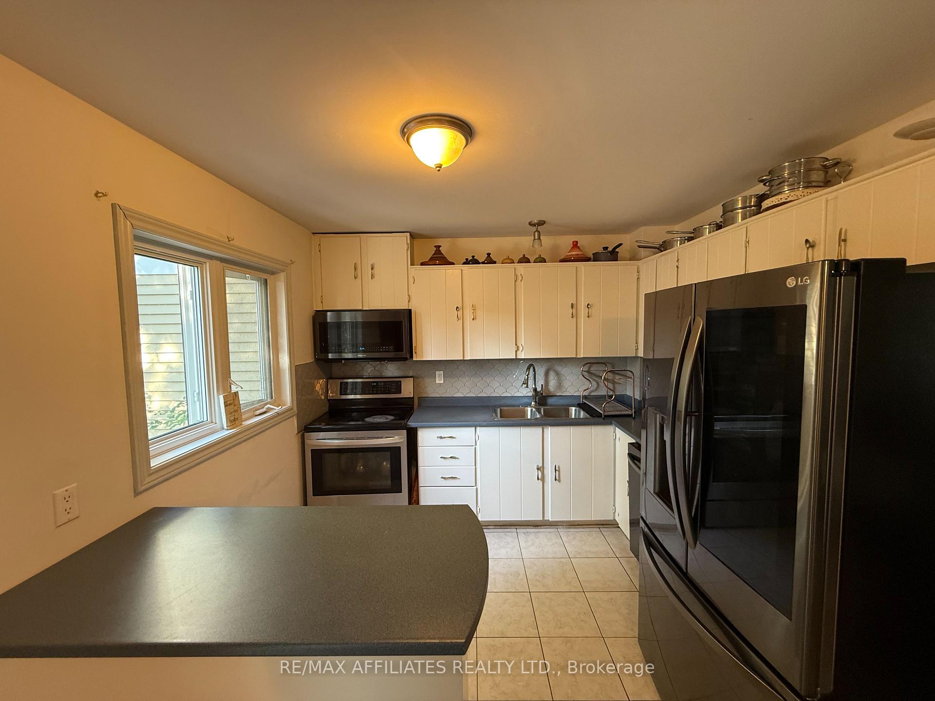 Photo 9 of 295 Pintail Terrace, Ottawa, Chatelaine Village — HOMEH