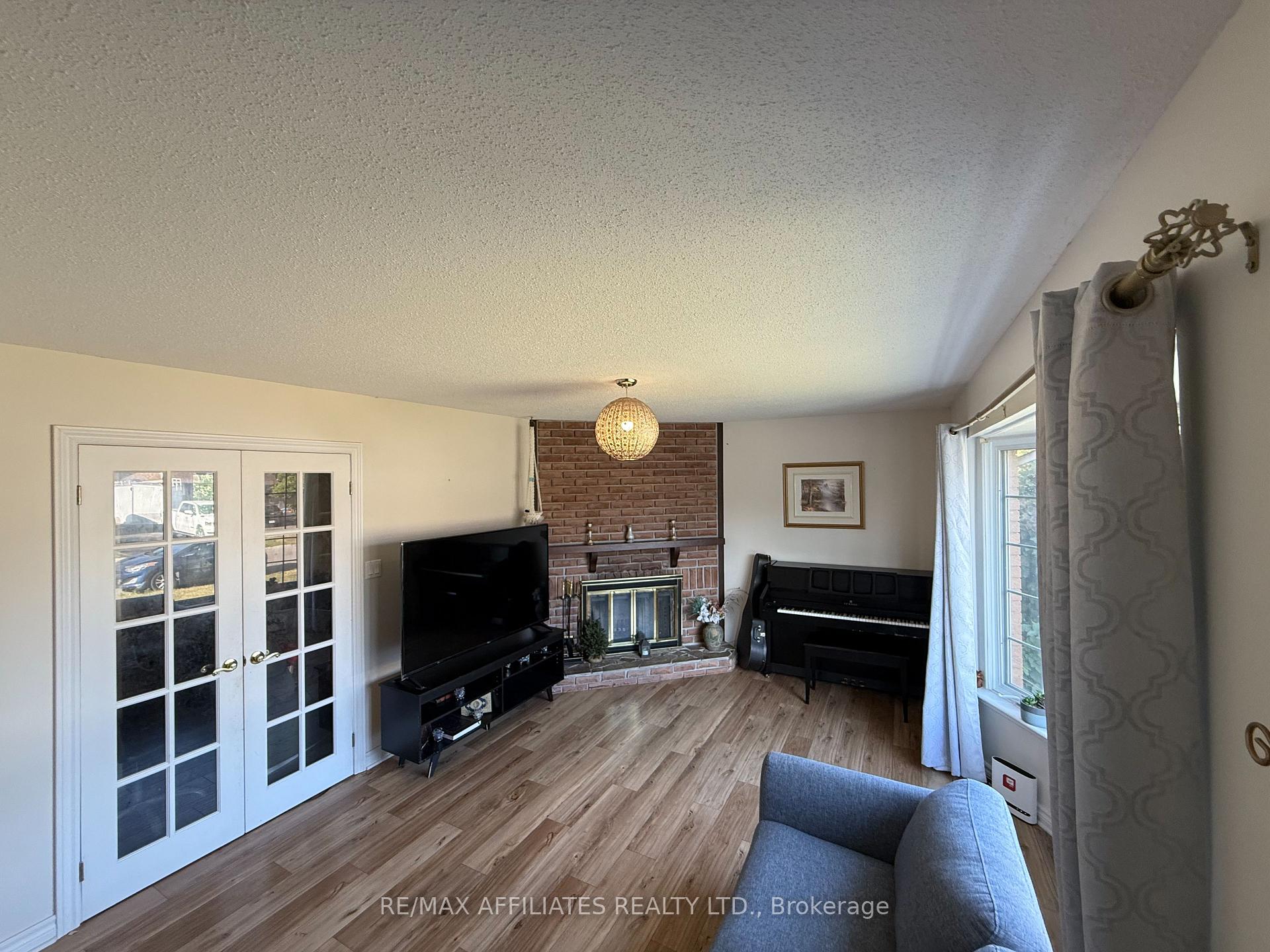 Photo 14 of 295 Pintail Terrace, Ottawa, Chatelaine Village — HOMEH