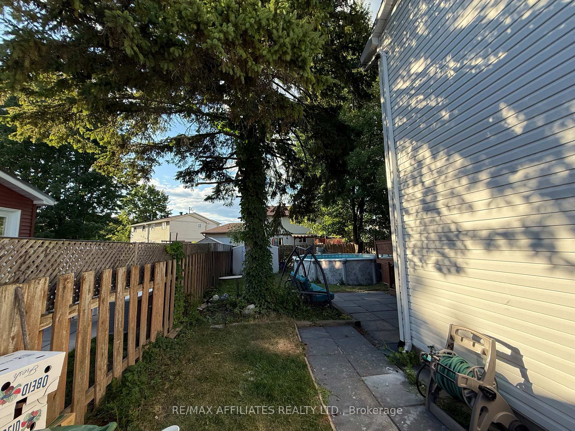 Photo 33 of 295 Pintail Terrace, Ottawa, Chatelaine Village — HOMEH