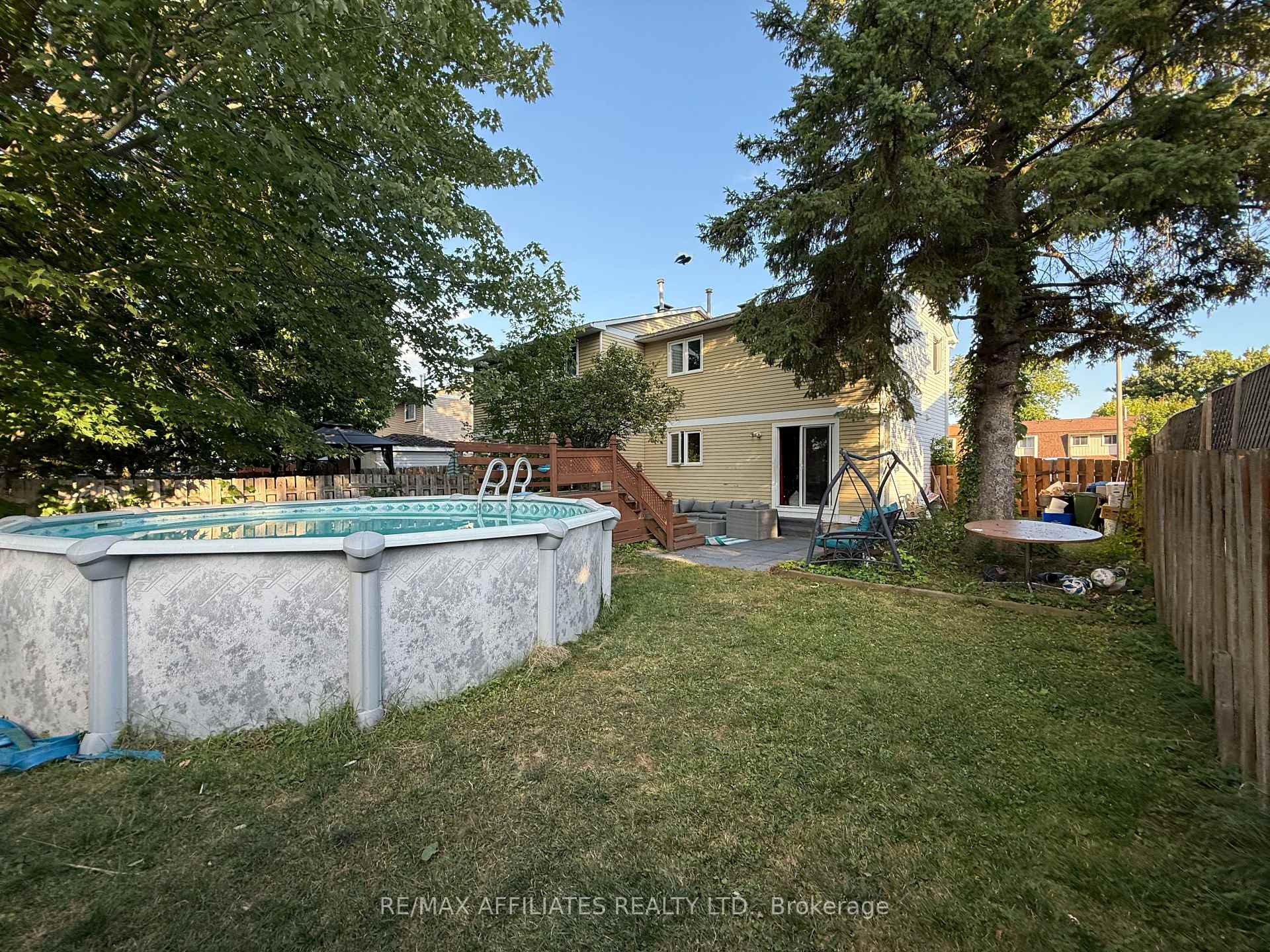 Photo 35 of 295 Pintail Terrace, Ottawa, Chatelaine Village — HOMEH