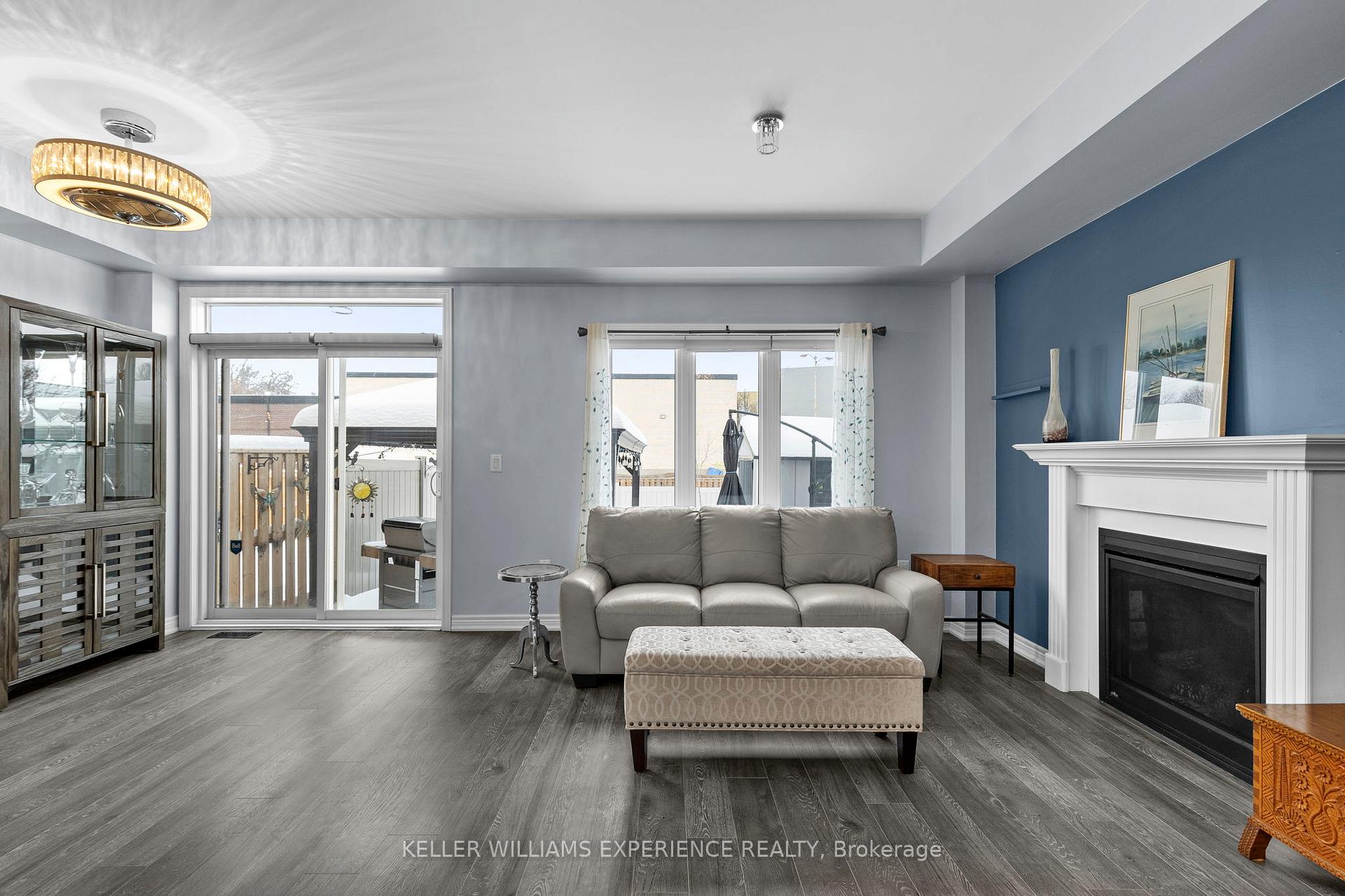 Photo 5 of 34 Churchlea Mews, Orillia — HOMEH
