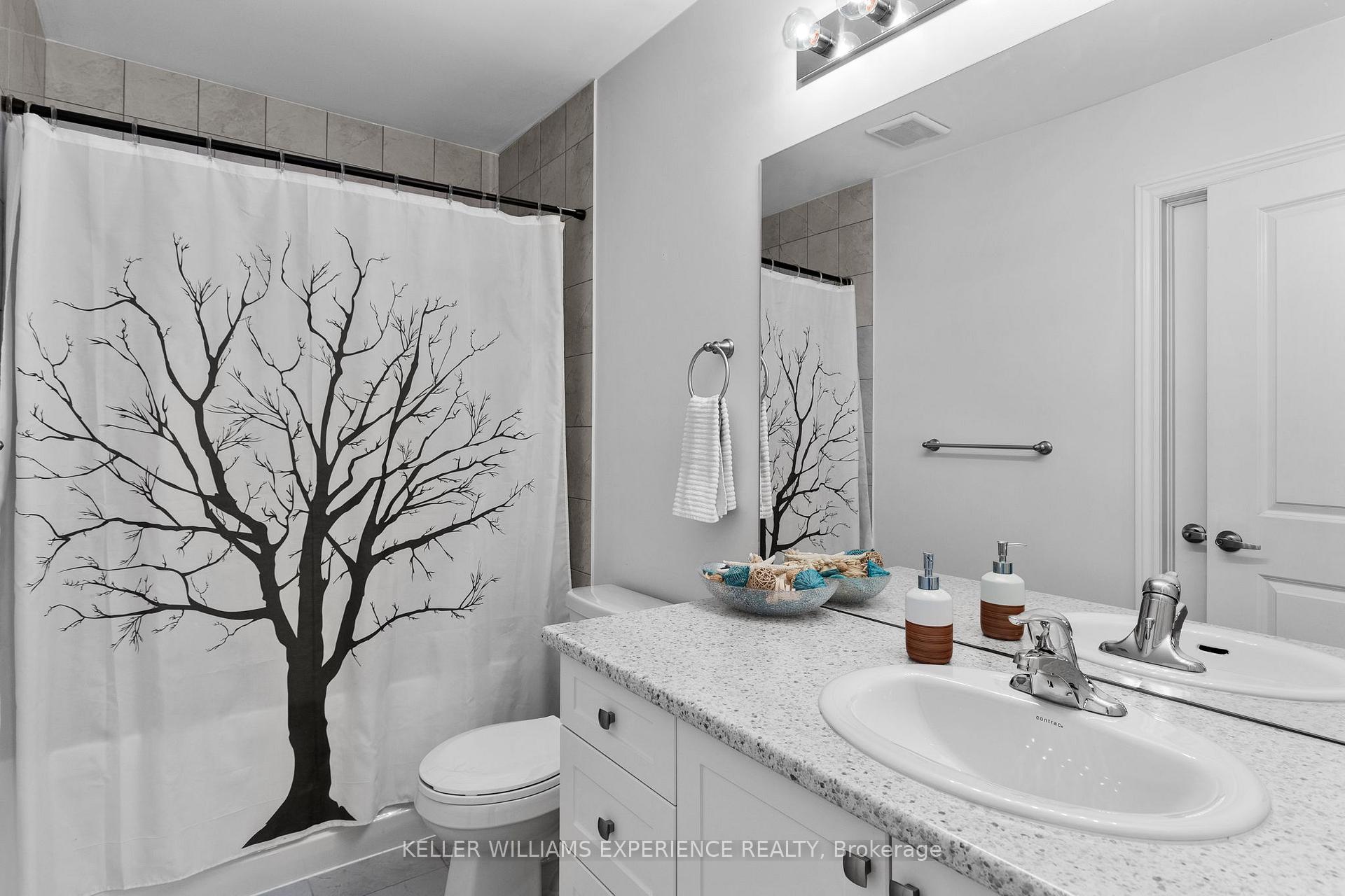Photo 13 of 34 Churchlea Mews, Orillia — HOMEH