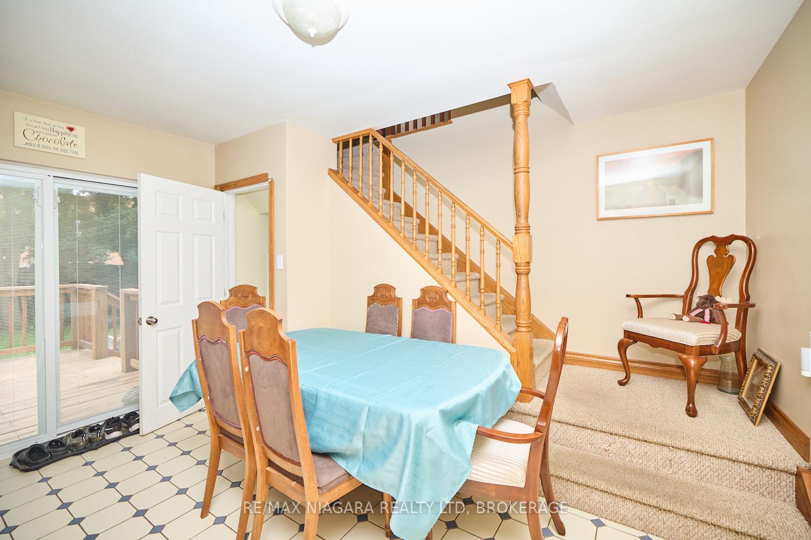 Photo 7 of 6100 Sidney Street, Niagara Falls, Cherrywood — HOMEH
