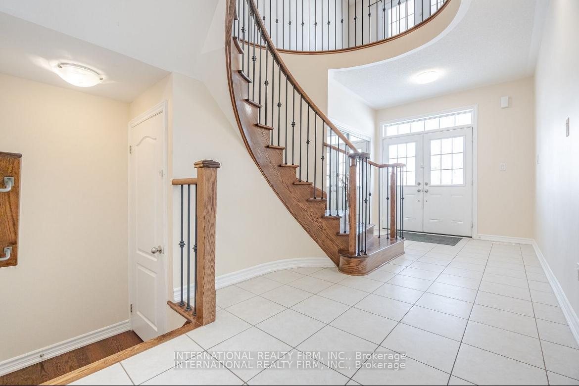 Photo 3 of 1272 Sim Place, Milton, Beaty — HOMEH