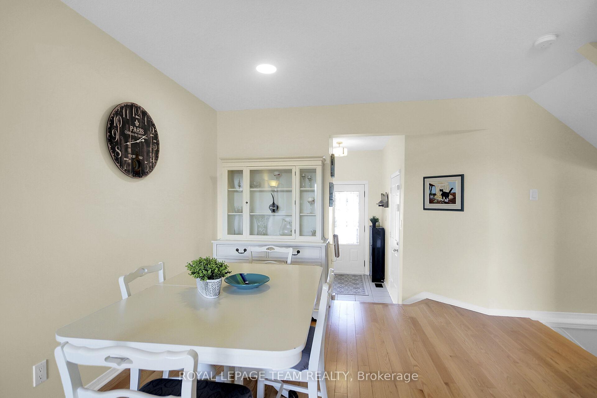 Photo 6 of 1594 Cedar Mills Road, Ottawa, Chateauneuf — HOMEH