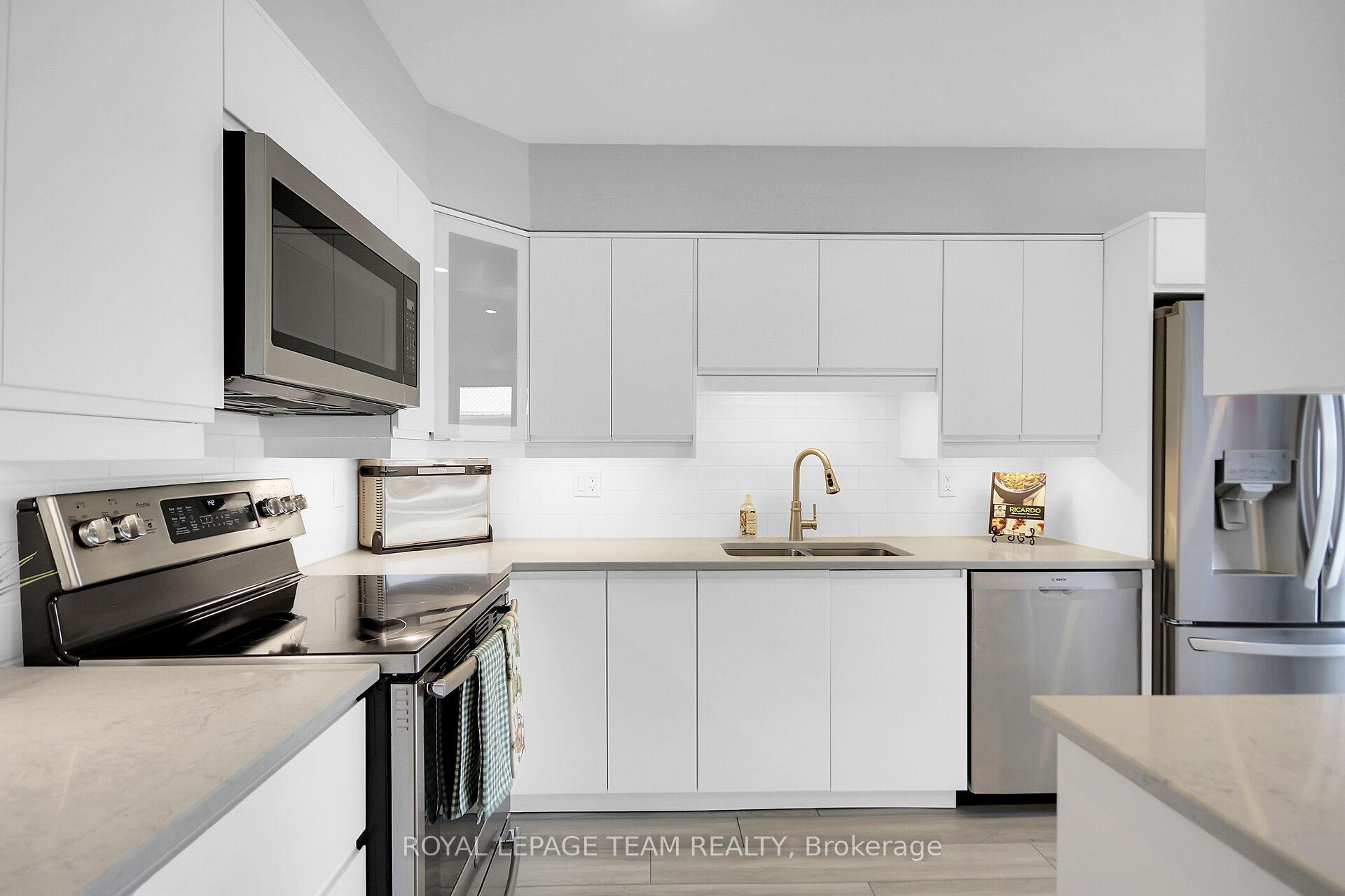 Photo 10 of 1594 Cedar Mills Road, Ottawa, Chateauneuf — HOMEH