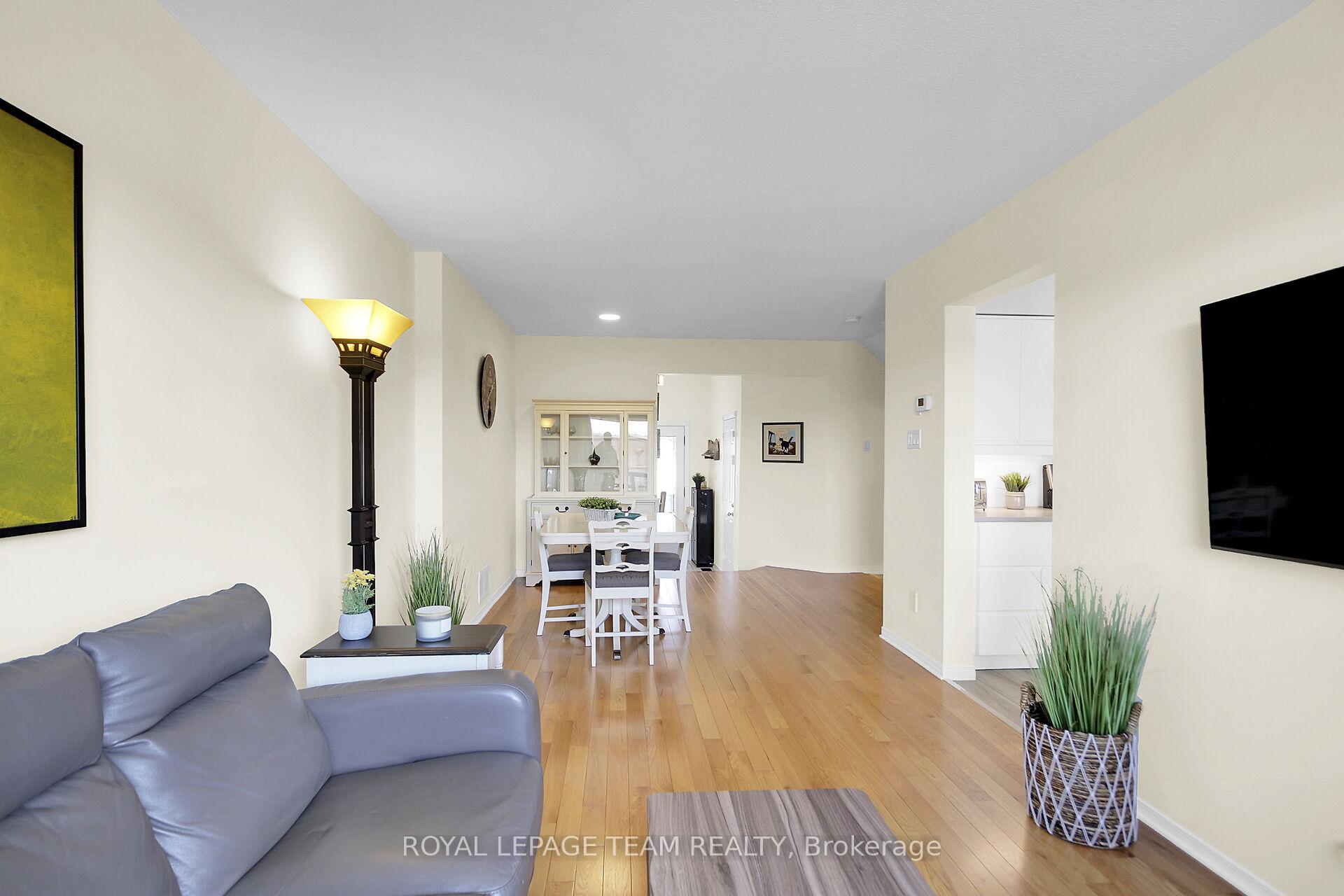 Photo 17 of 1594 Cedar Mills Road, Ottawa, Chateauneuf — HOMEH