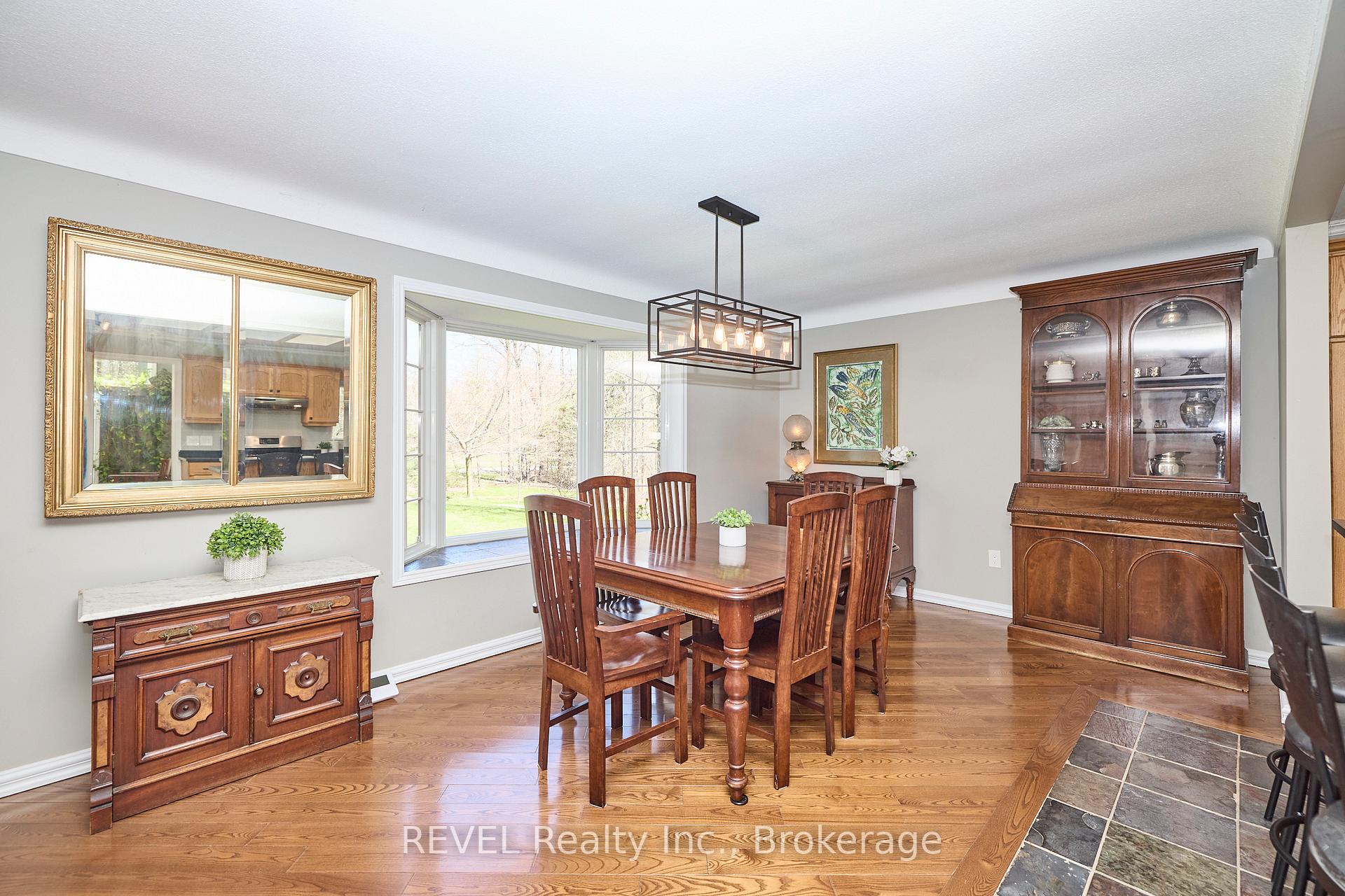 Photo 7 of 152 Merritt Road, Pelham, Fonthill — HOMEH