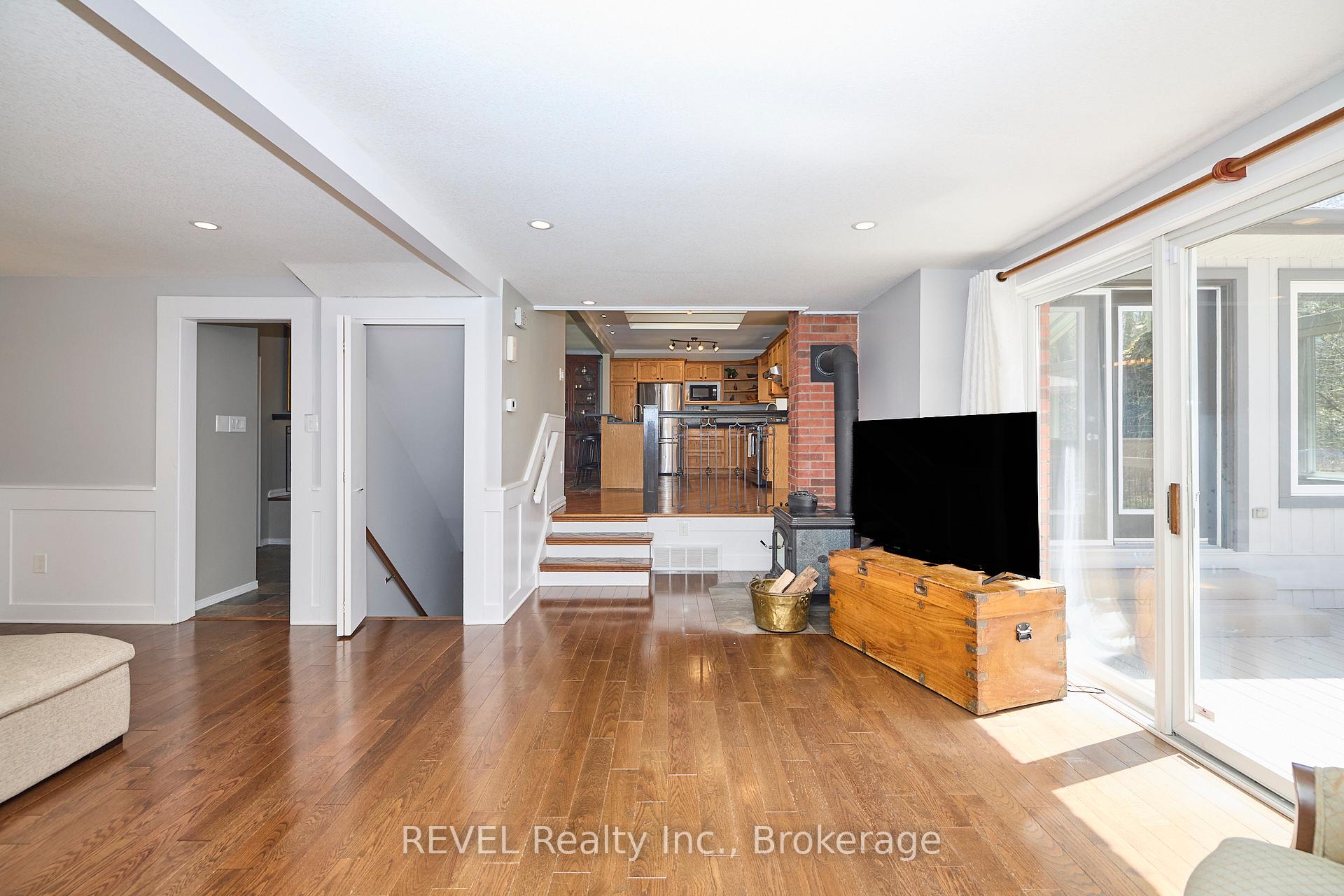 Photo 19 of 152 Merritt Road, Pelham, Fonthill — HOMEH