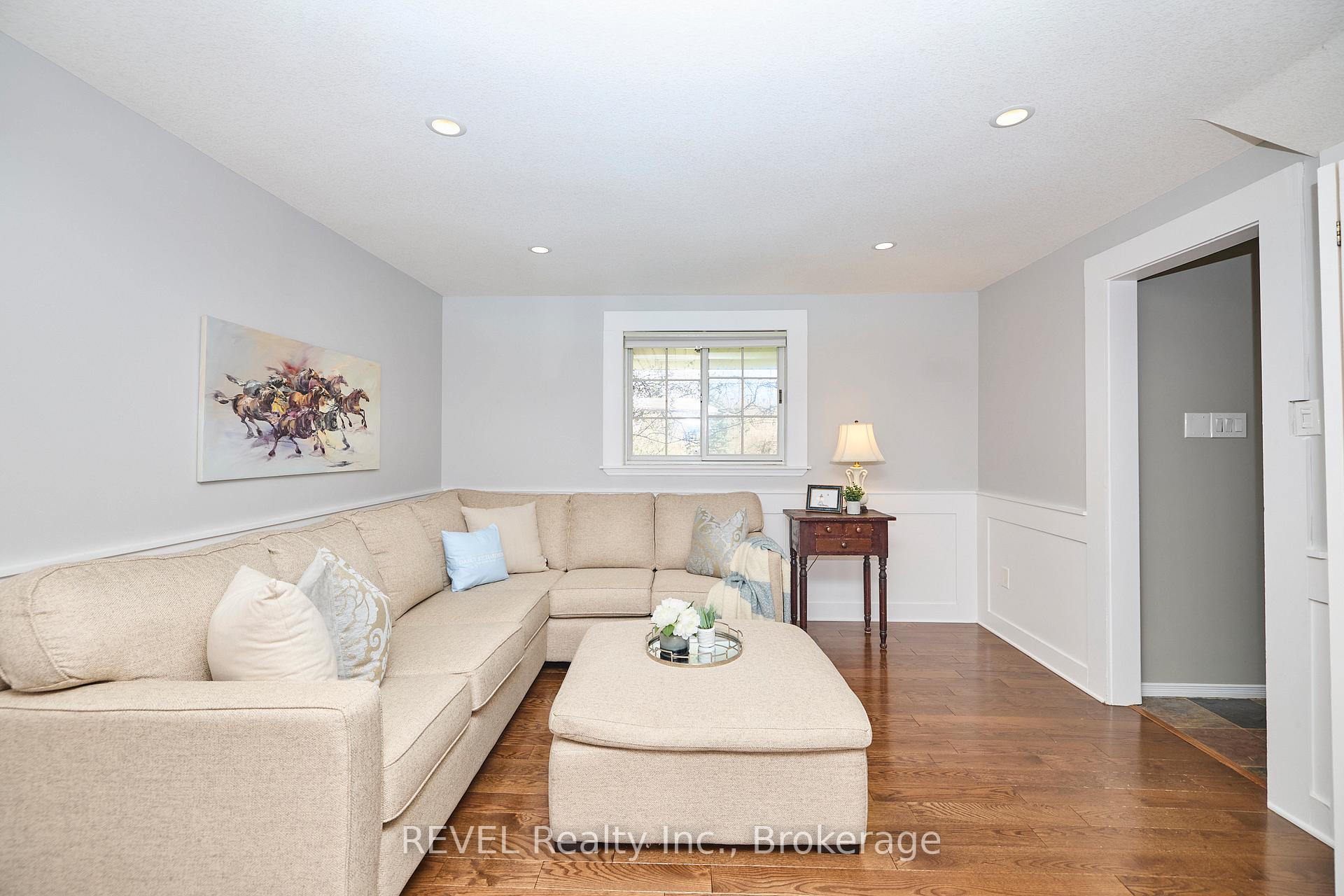 Photo 20 of 152 Merritt Road, Pelham, Fonthill — HOMEH
