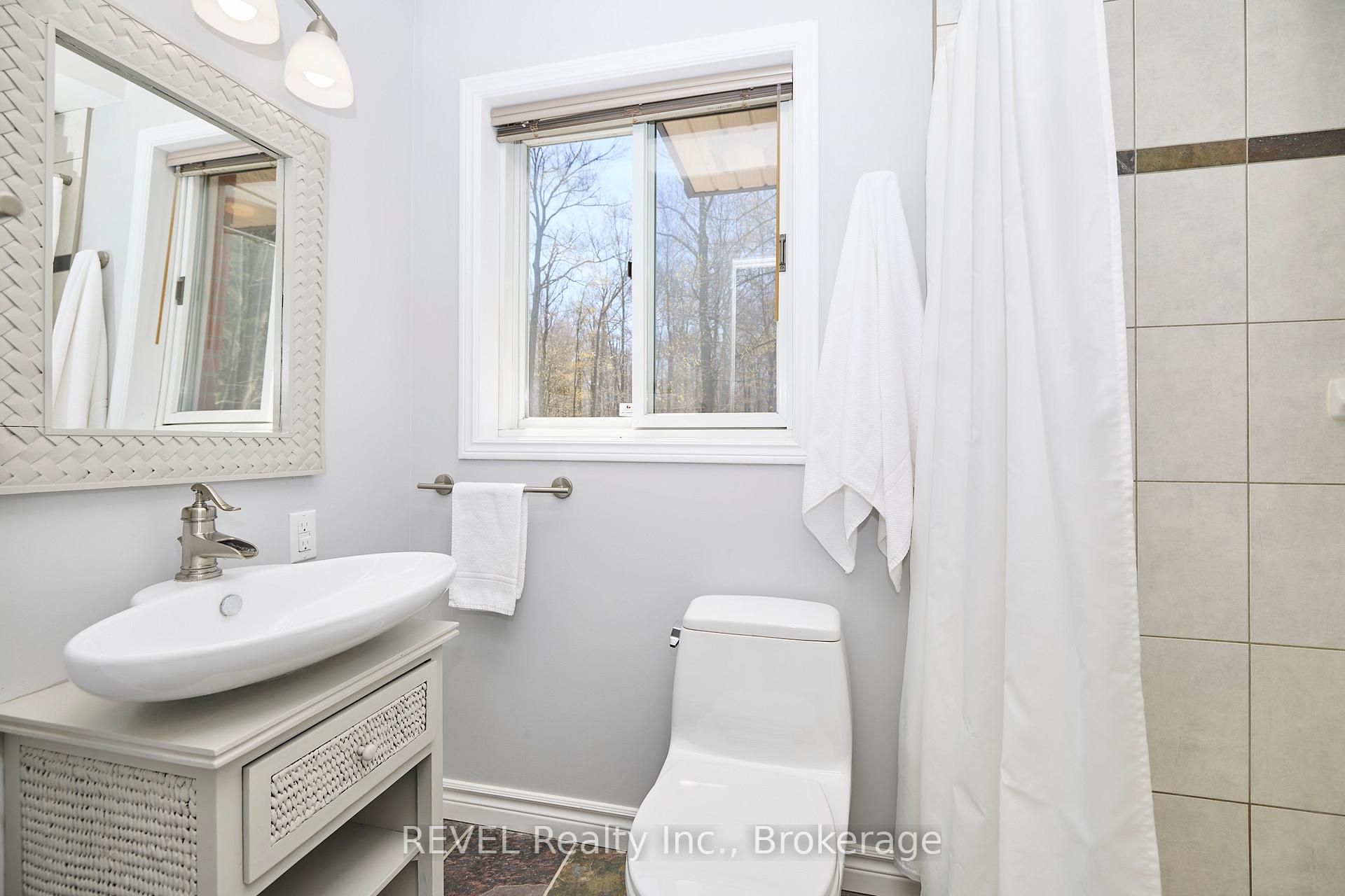 Photo 24 of 152 Merritt Road, Pelham, Fonthill — HOMEH
